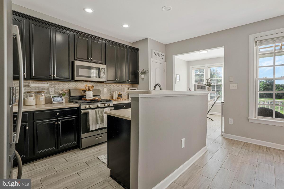 NEW BRISTOW VILLAGE - Residential