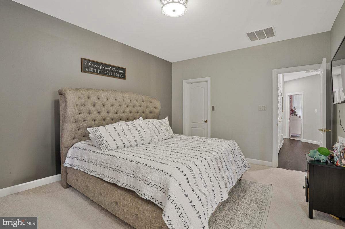 NEW BRISTOW VILLAGE - Residential
