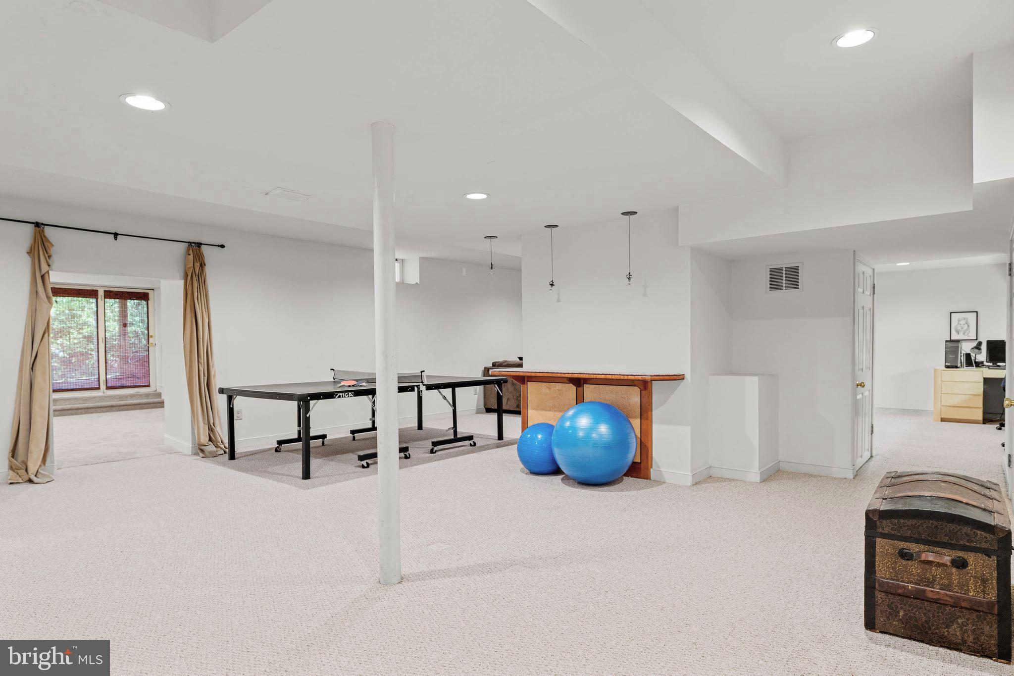 TANGLEWOOD - Residential