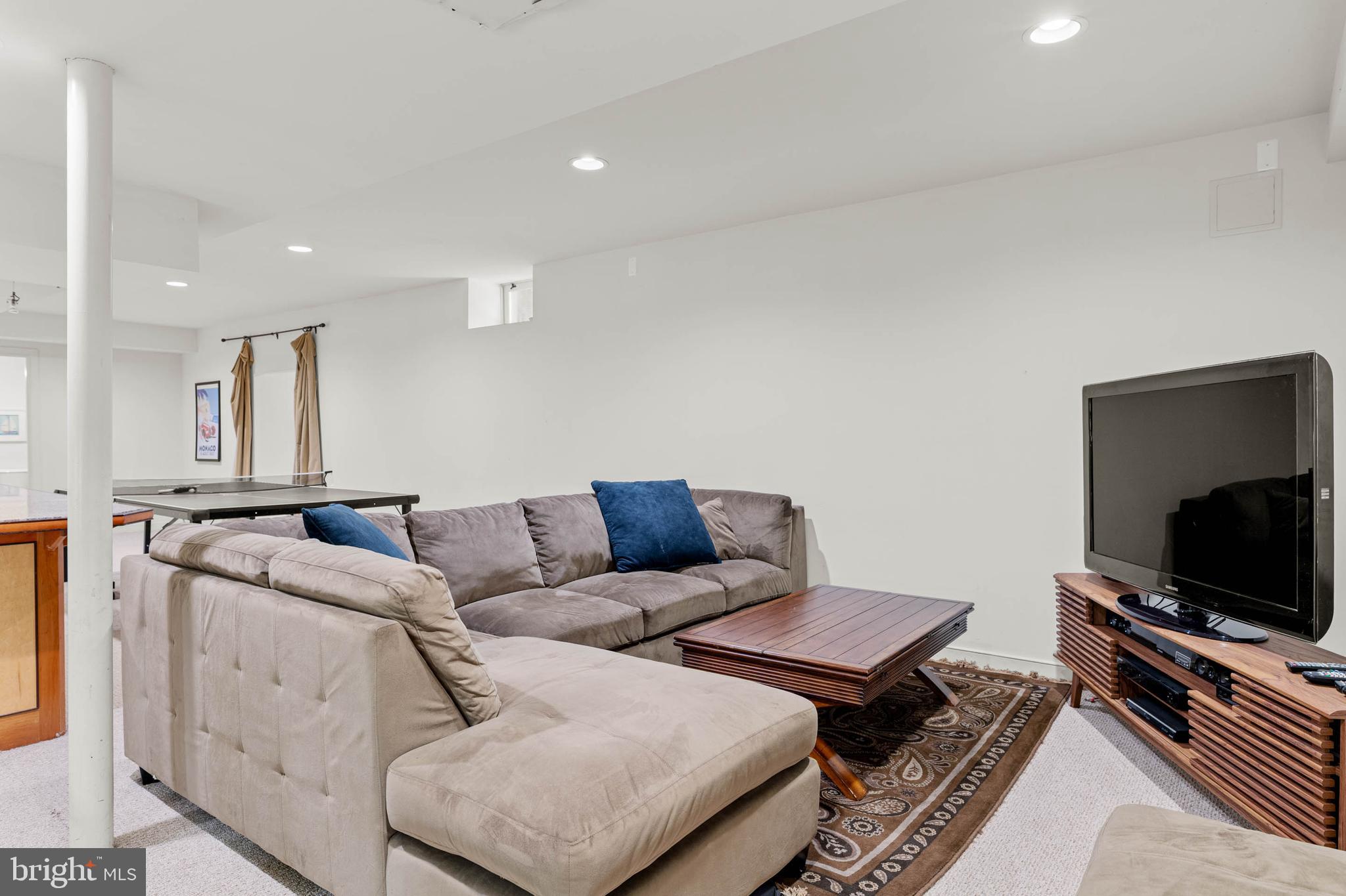 TANGLEWOOD - Residential