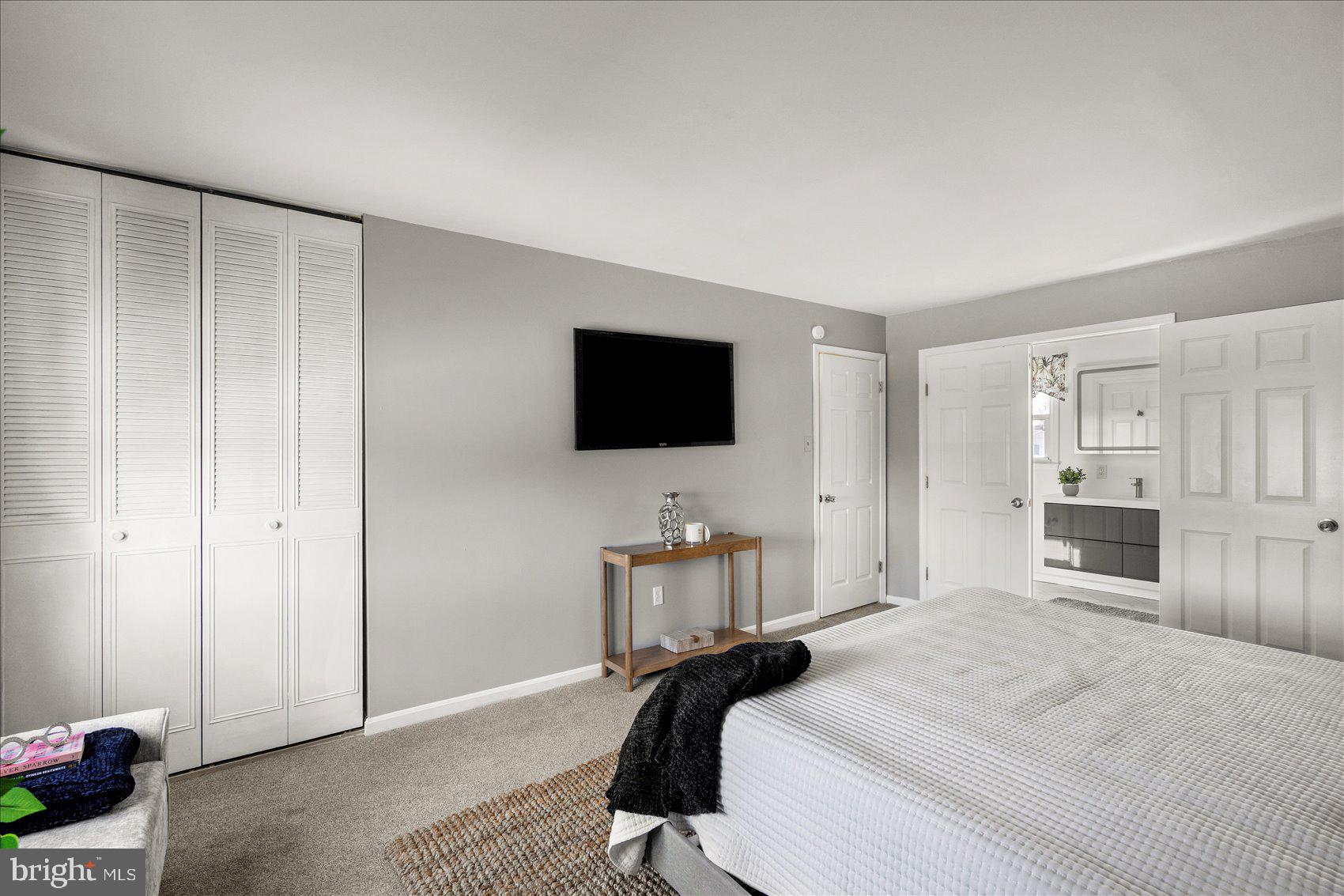 DISCOVERY ACRES - Residential