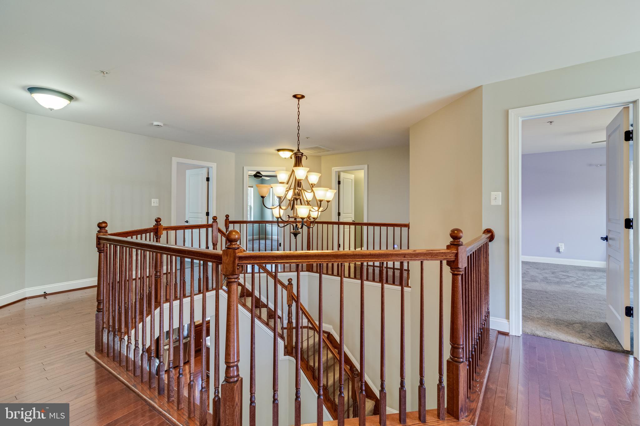 COACHMAN'S PATH - Residential