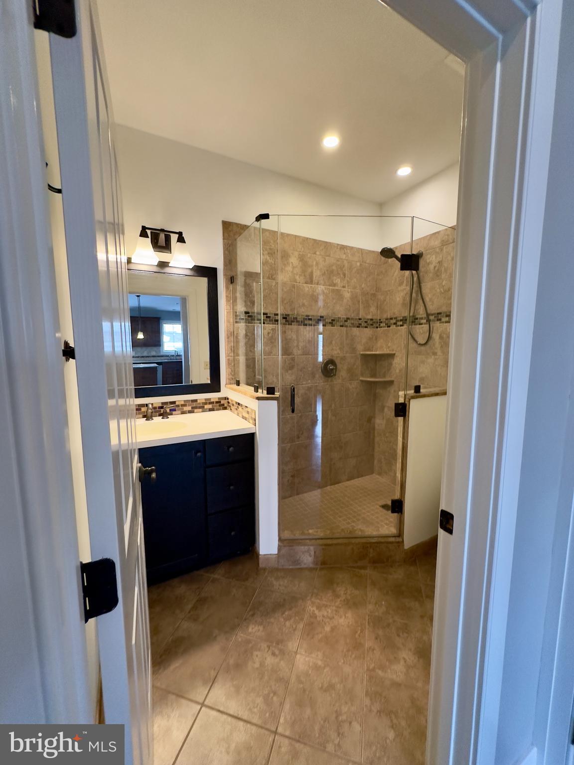 DOYLESTOWN BORO - Residential Lease