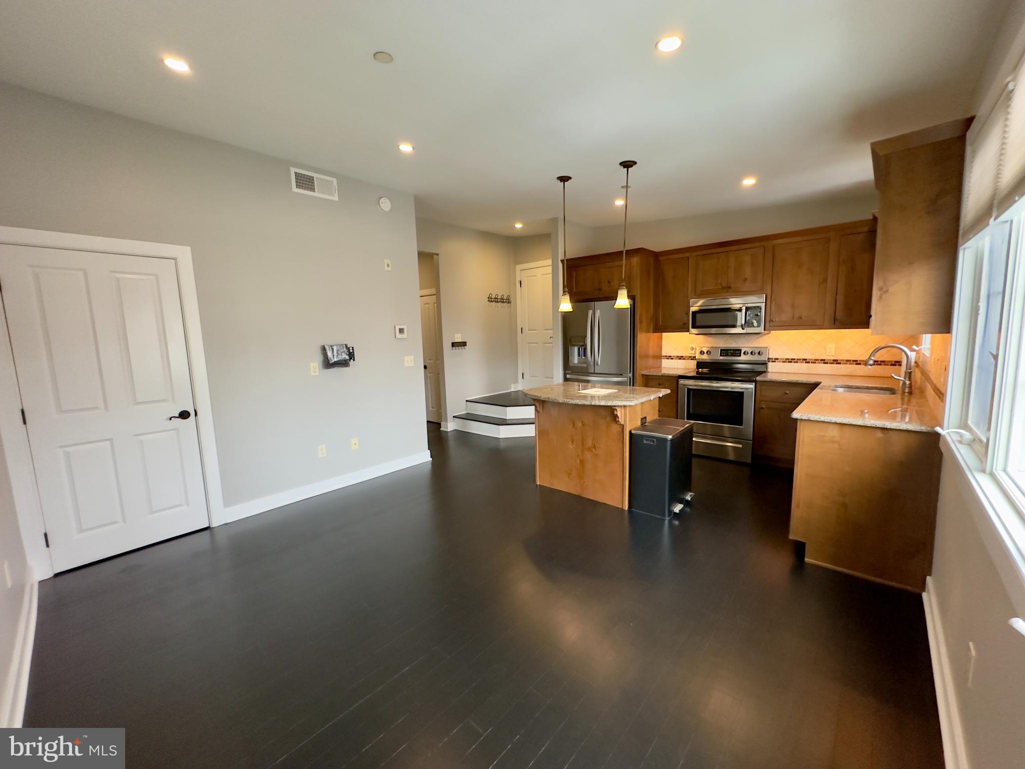 DOYLESTOWN BORO - Residential Lease