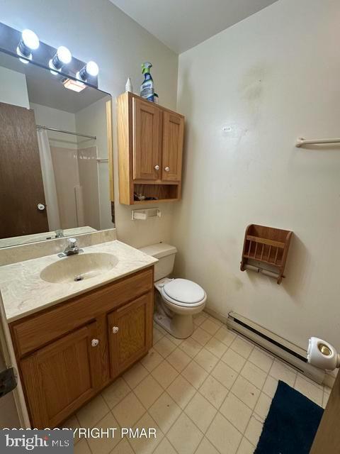 EMERALD LAKES - Residential