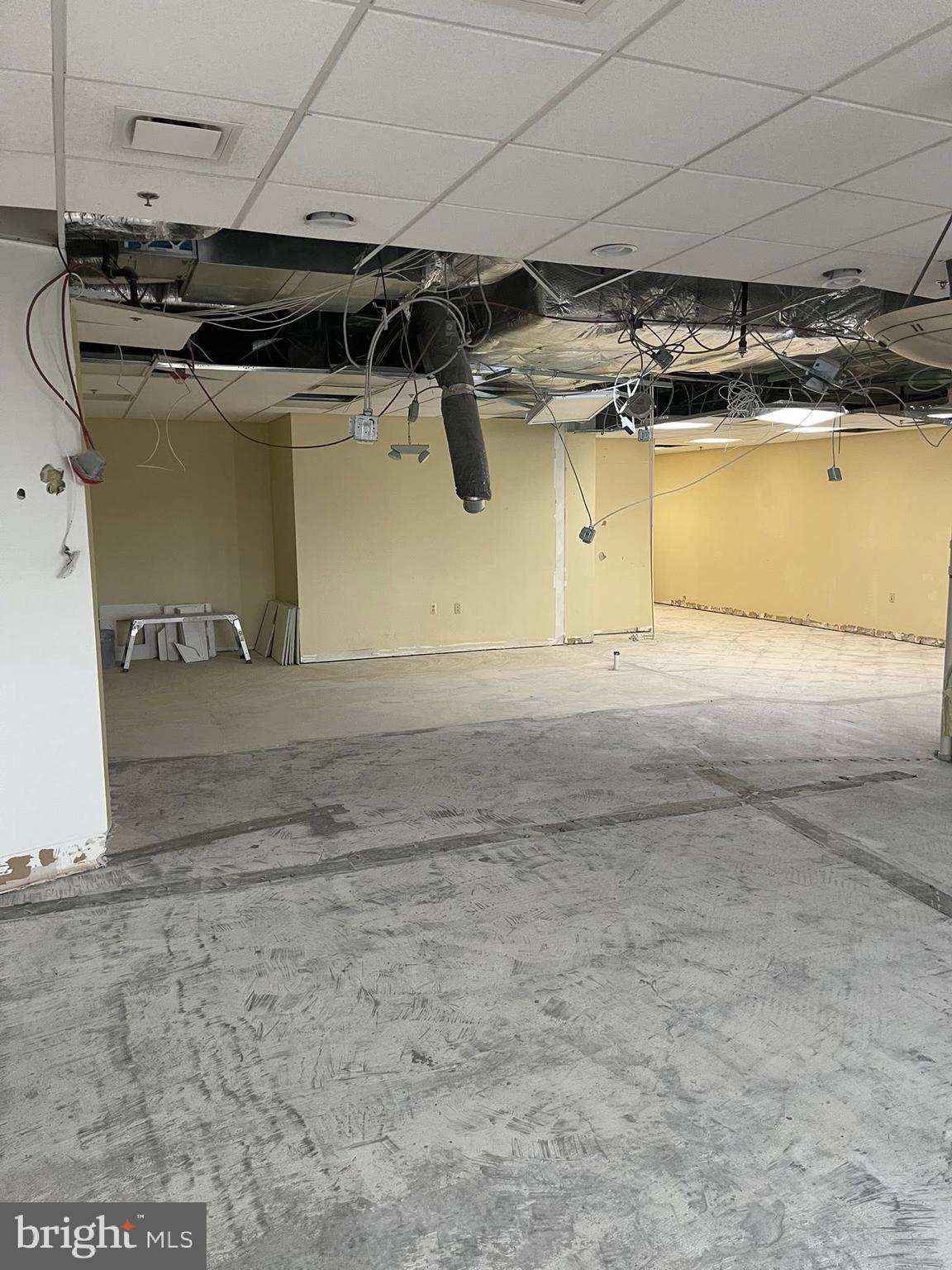 NONE AVAILABLE - Commercial Lease