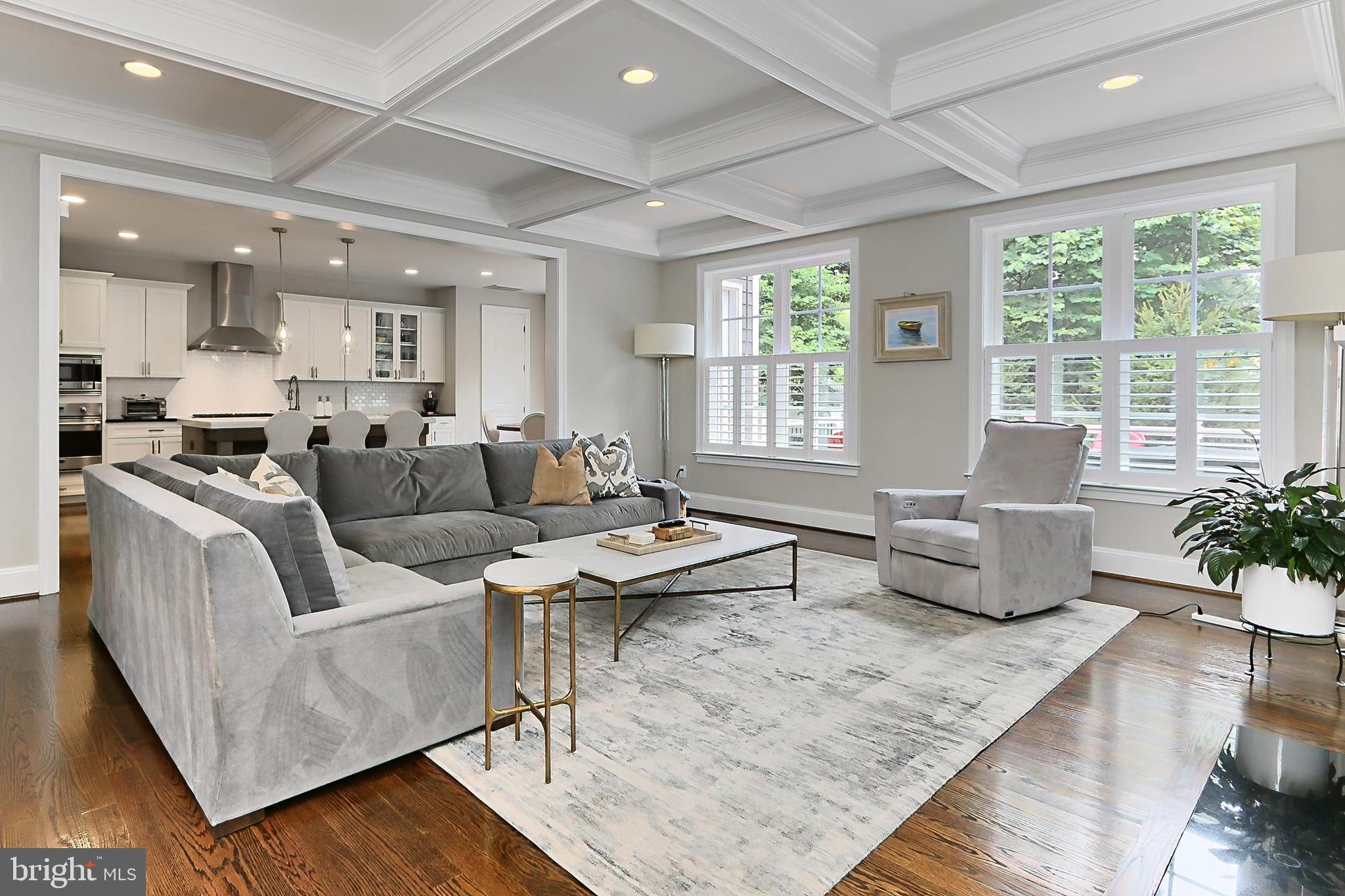 VIENNA WOODS - Residential