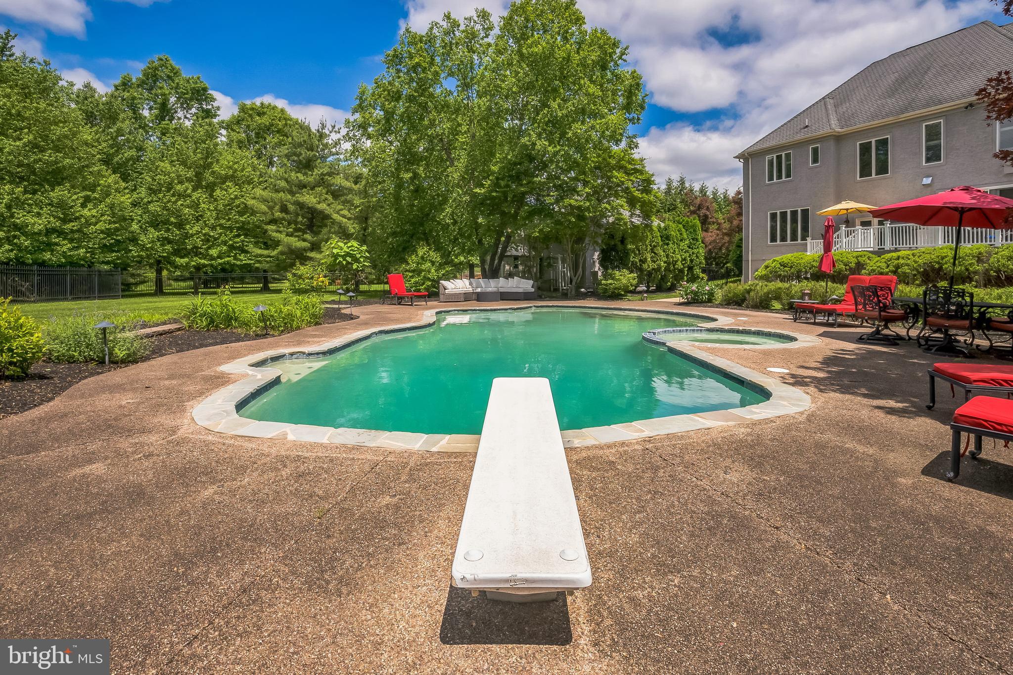 GREYSTONE - Residential