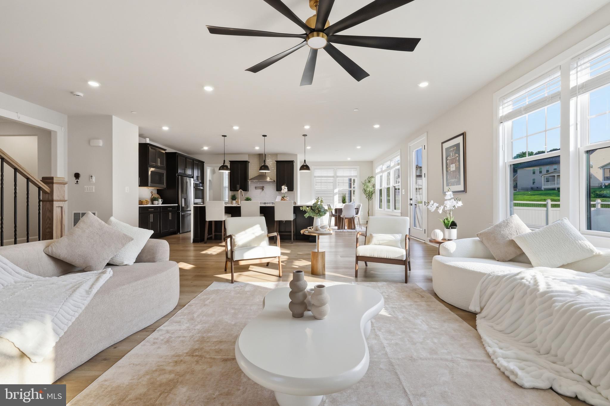 CEDAR CREEK - Residential