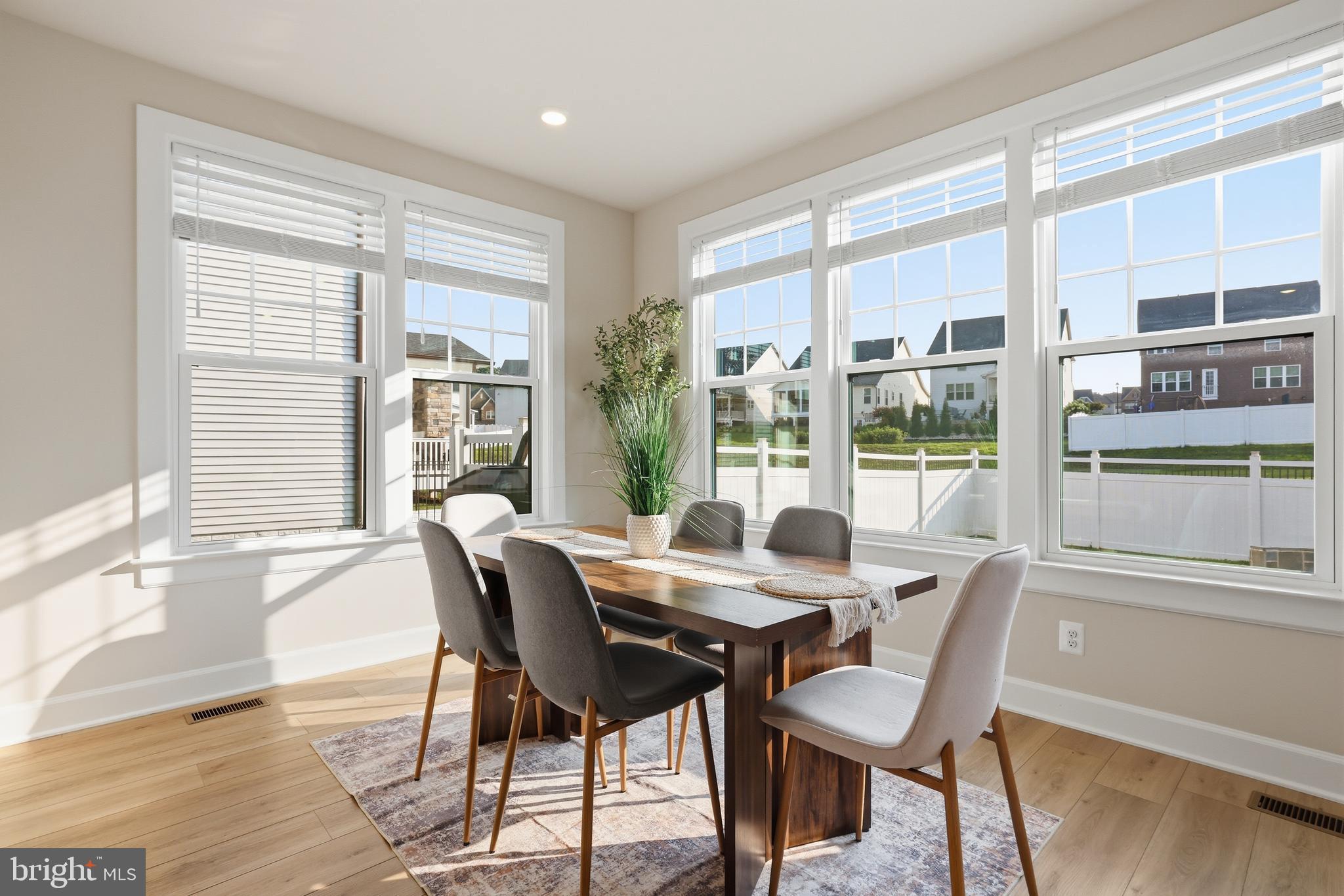 CEDAR CREEK - Residential