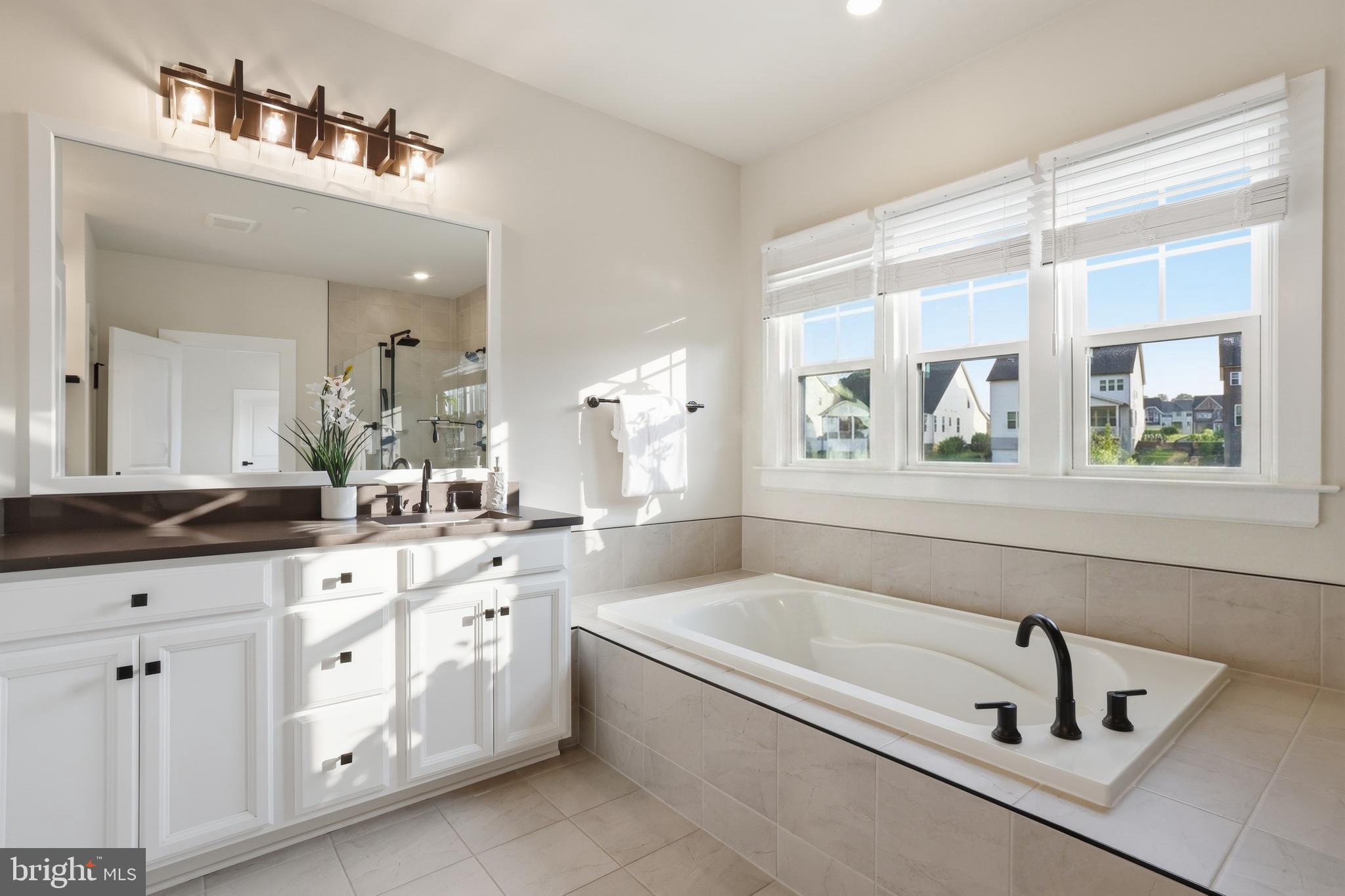 CEDAR CREEK - Residential