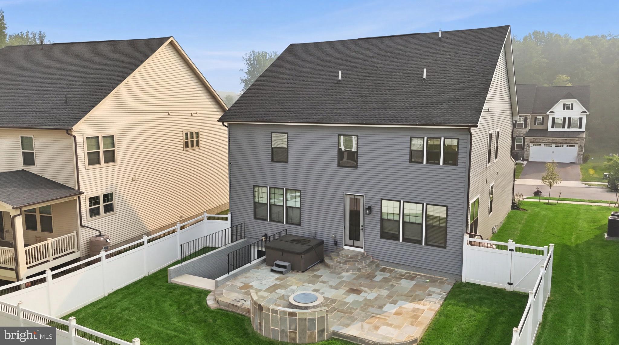 CEDAR CREEK - Residential