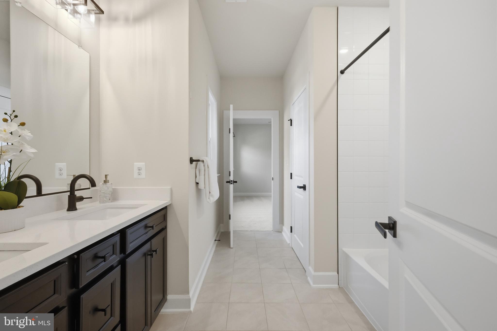 CEDAR CREEK - Residential