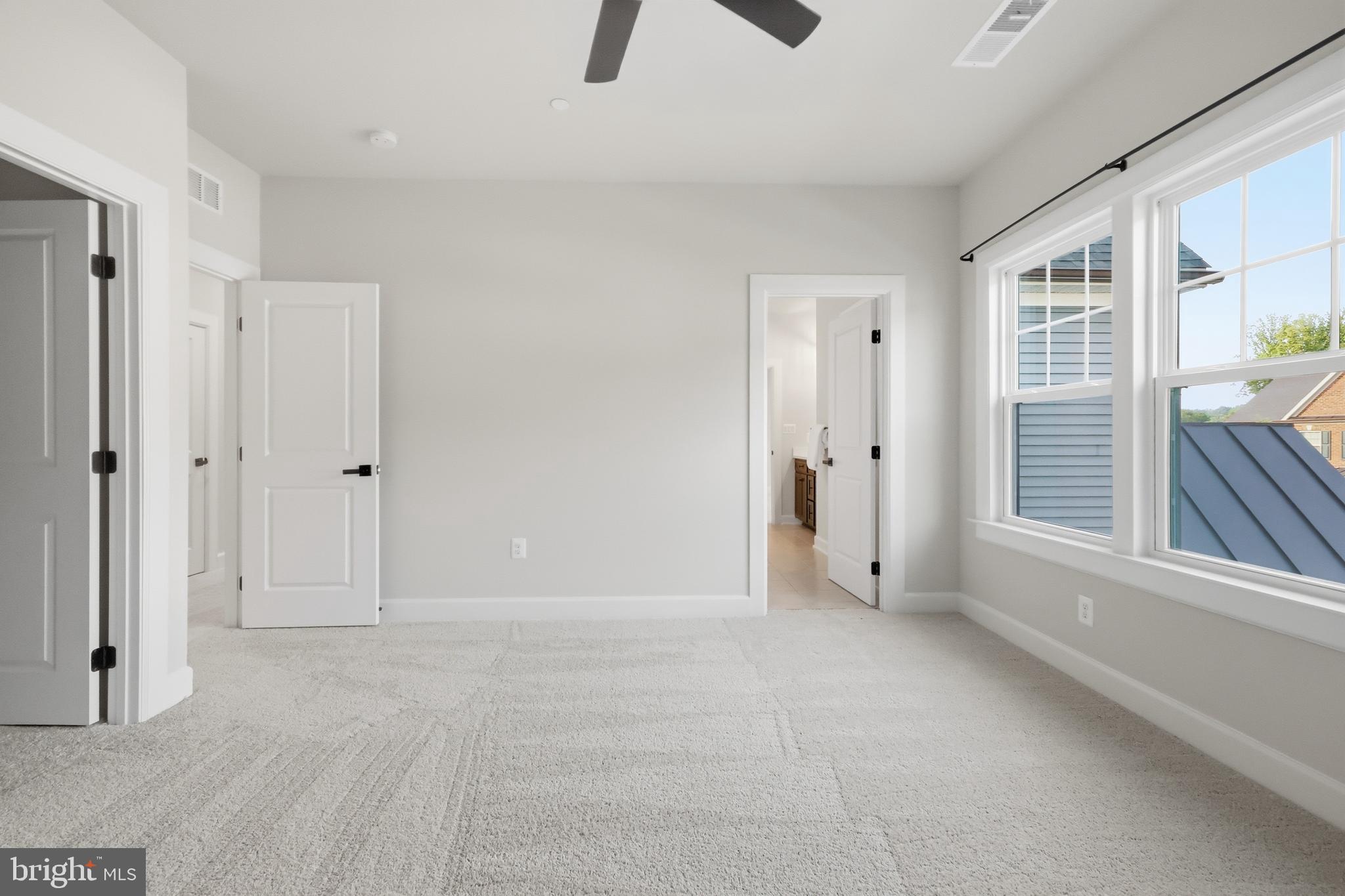 CEDAR CREEK - Residential