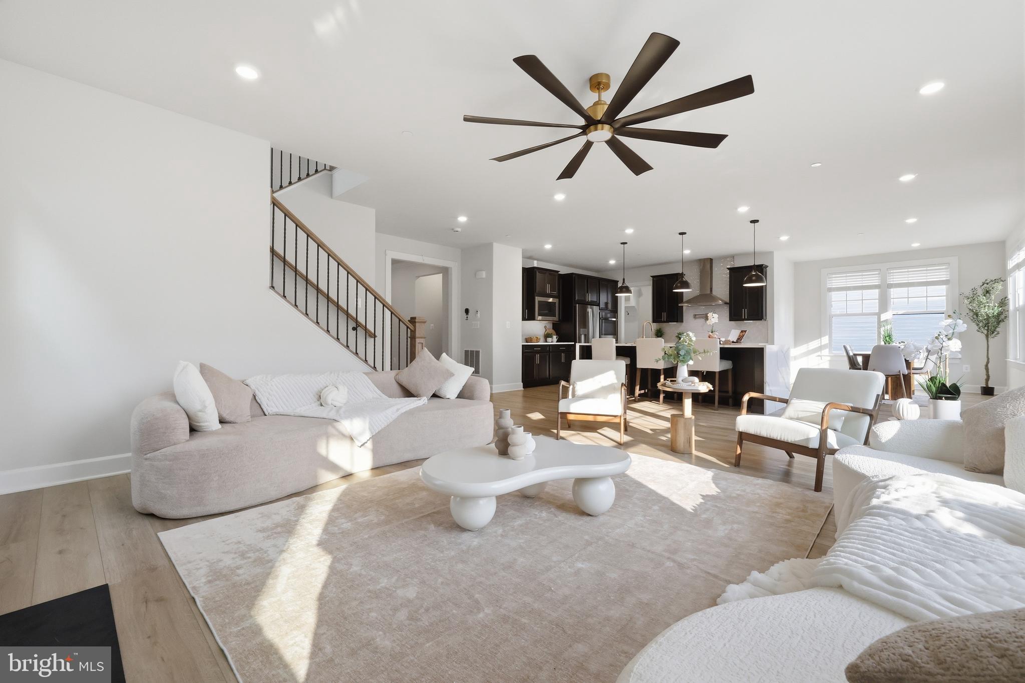 CEDAR CREEK - Residential