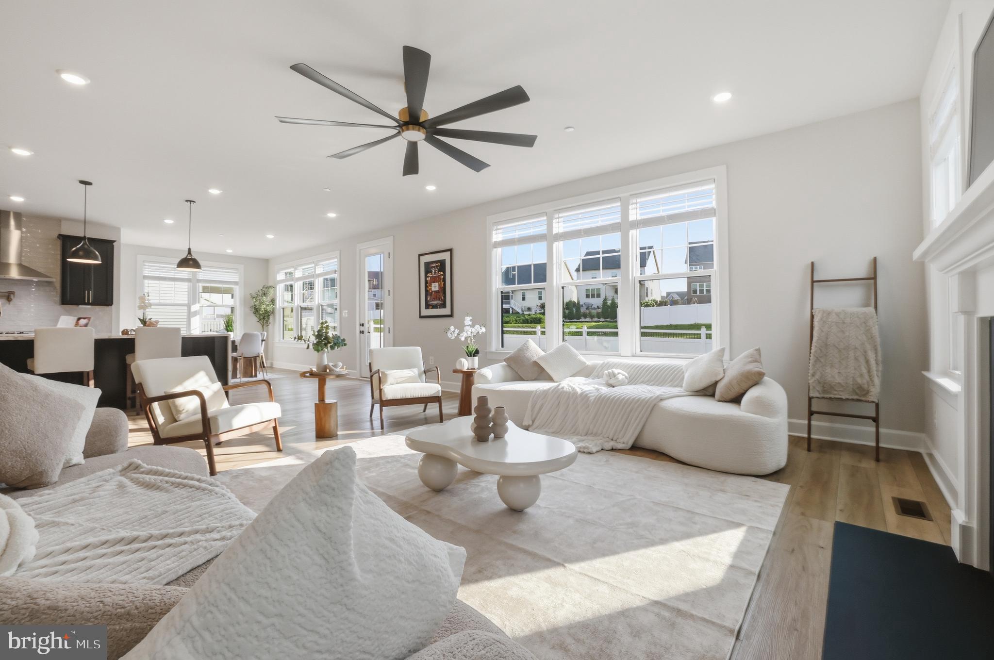 CEDAR CREEK - Residential