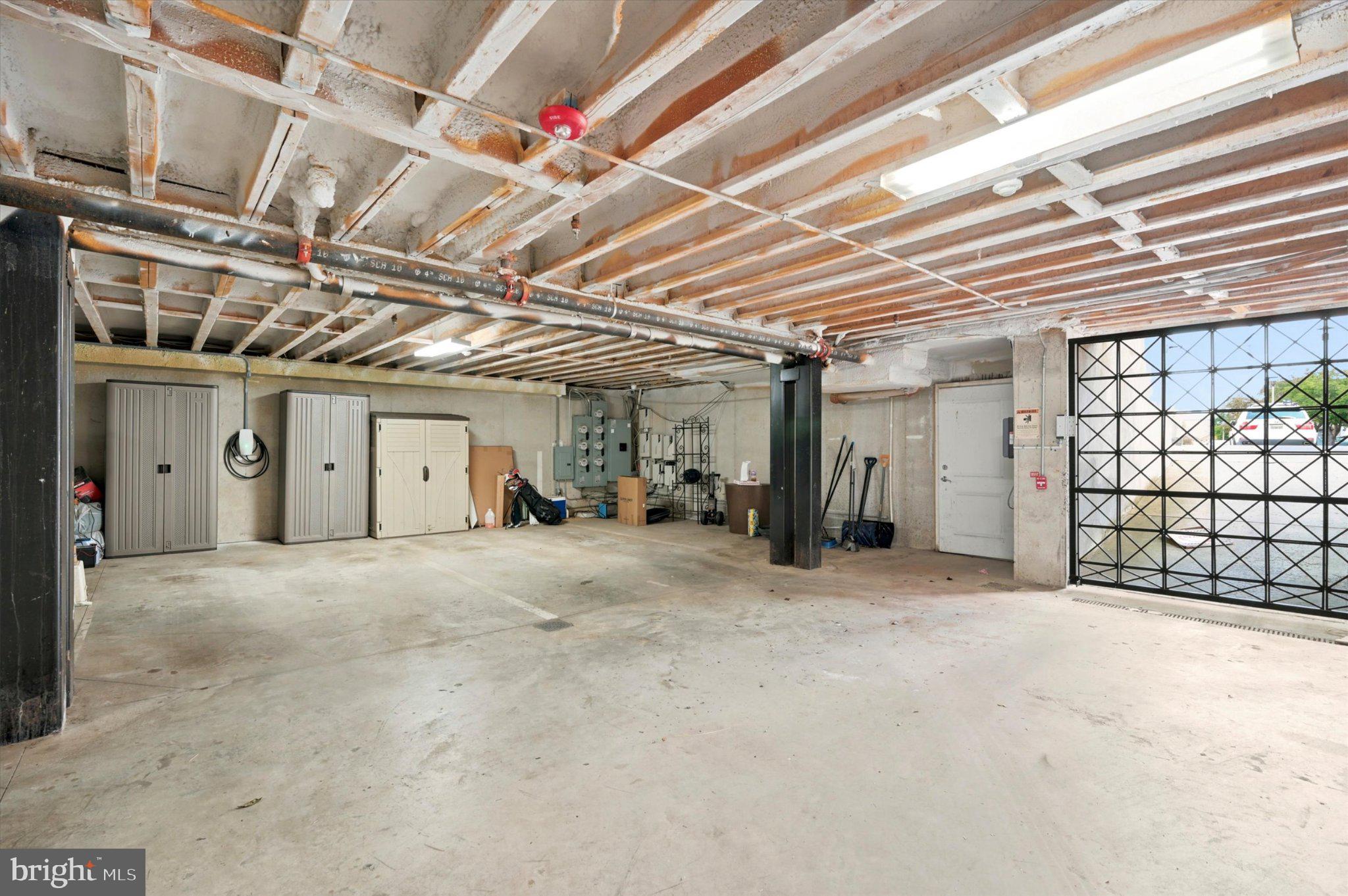 WEST POPLAR - Residential