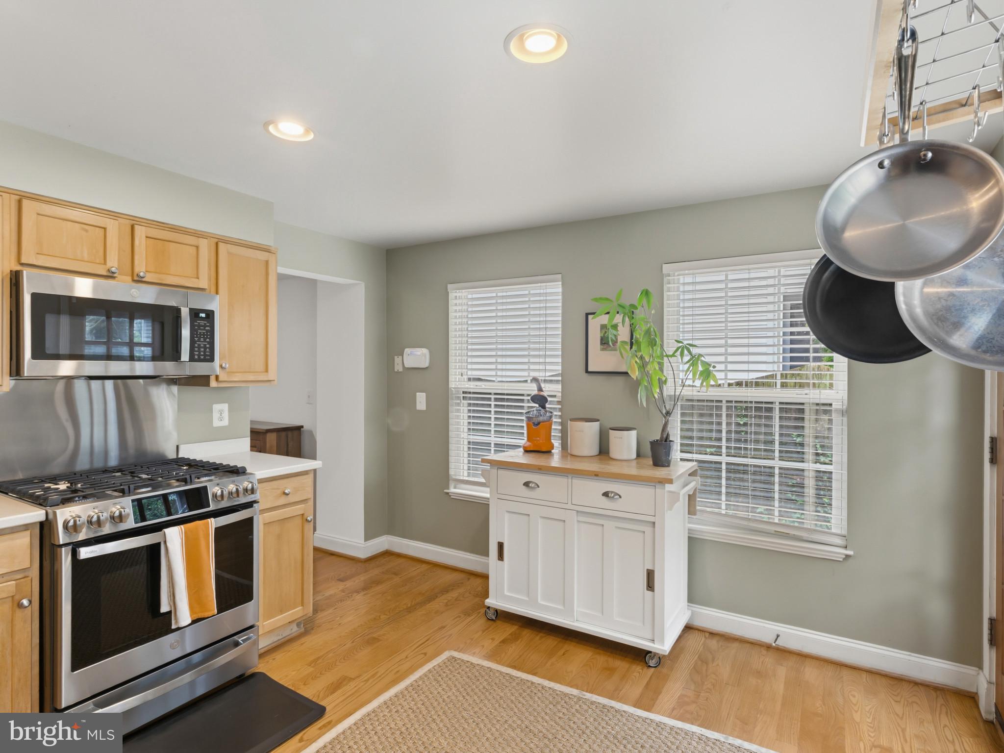 HOMEWOOD - Residential