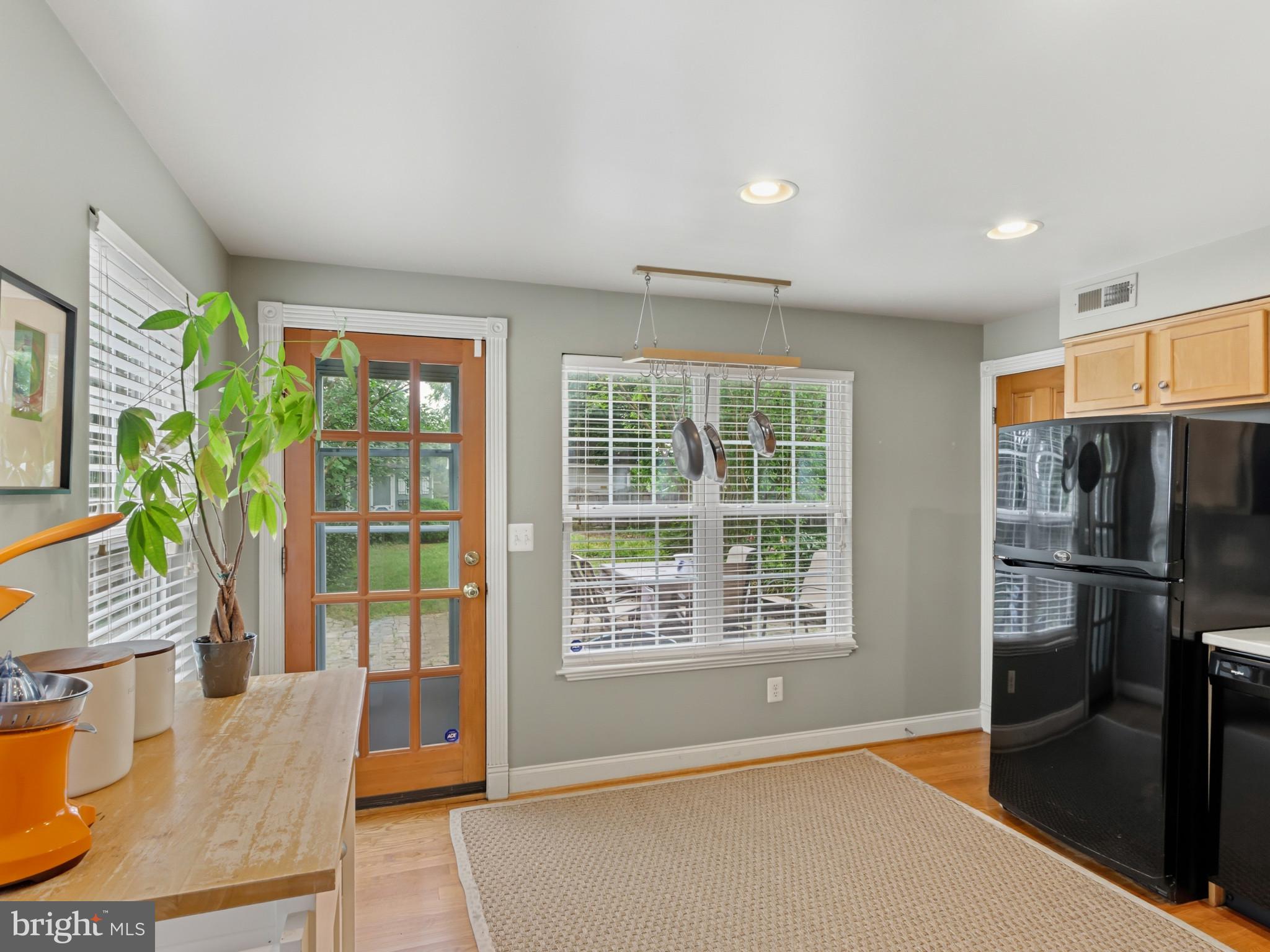 HOMEWOOD - Residential