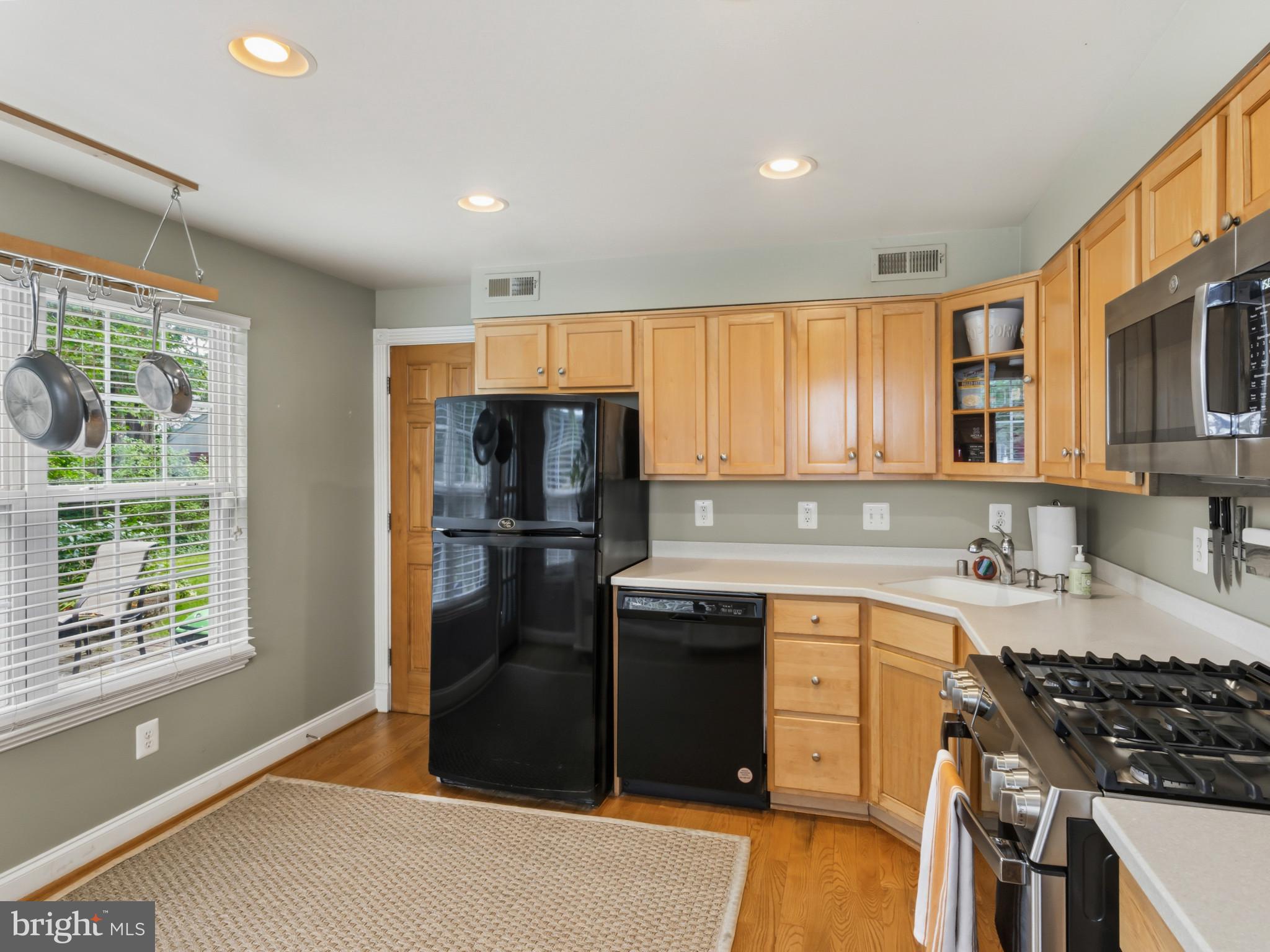 HOMEWOOD - Residential