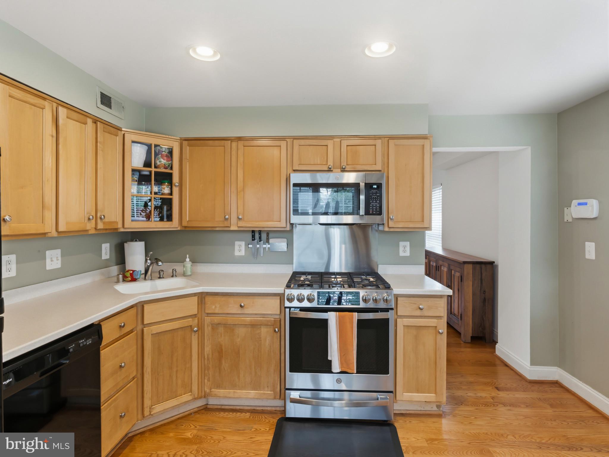 HOMEWOOD - Residential