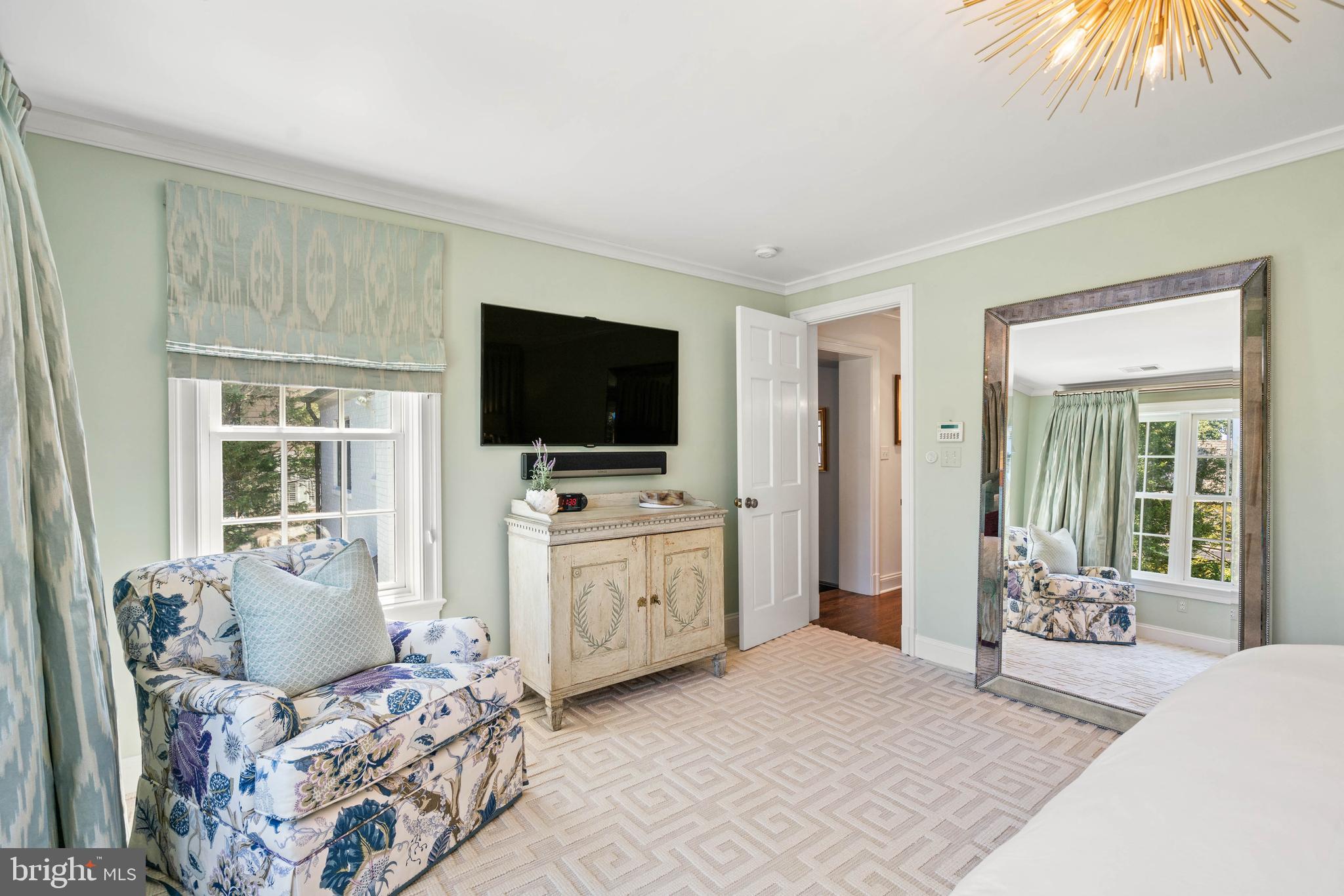 SPRING VALLEY - Residential