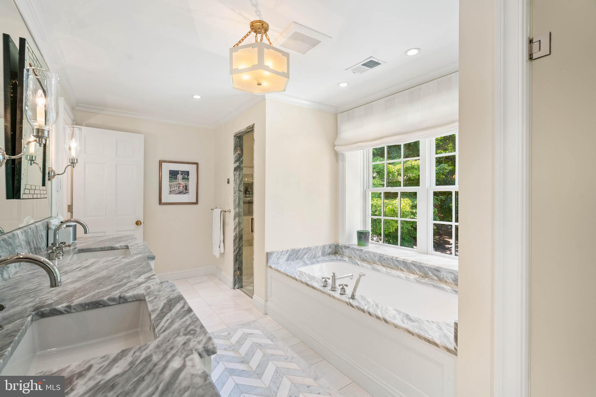 SPRING VALLEY - Residential