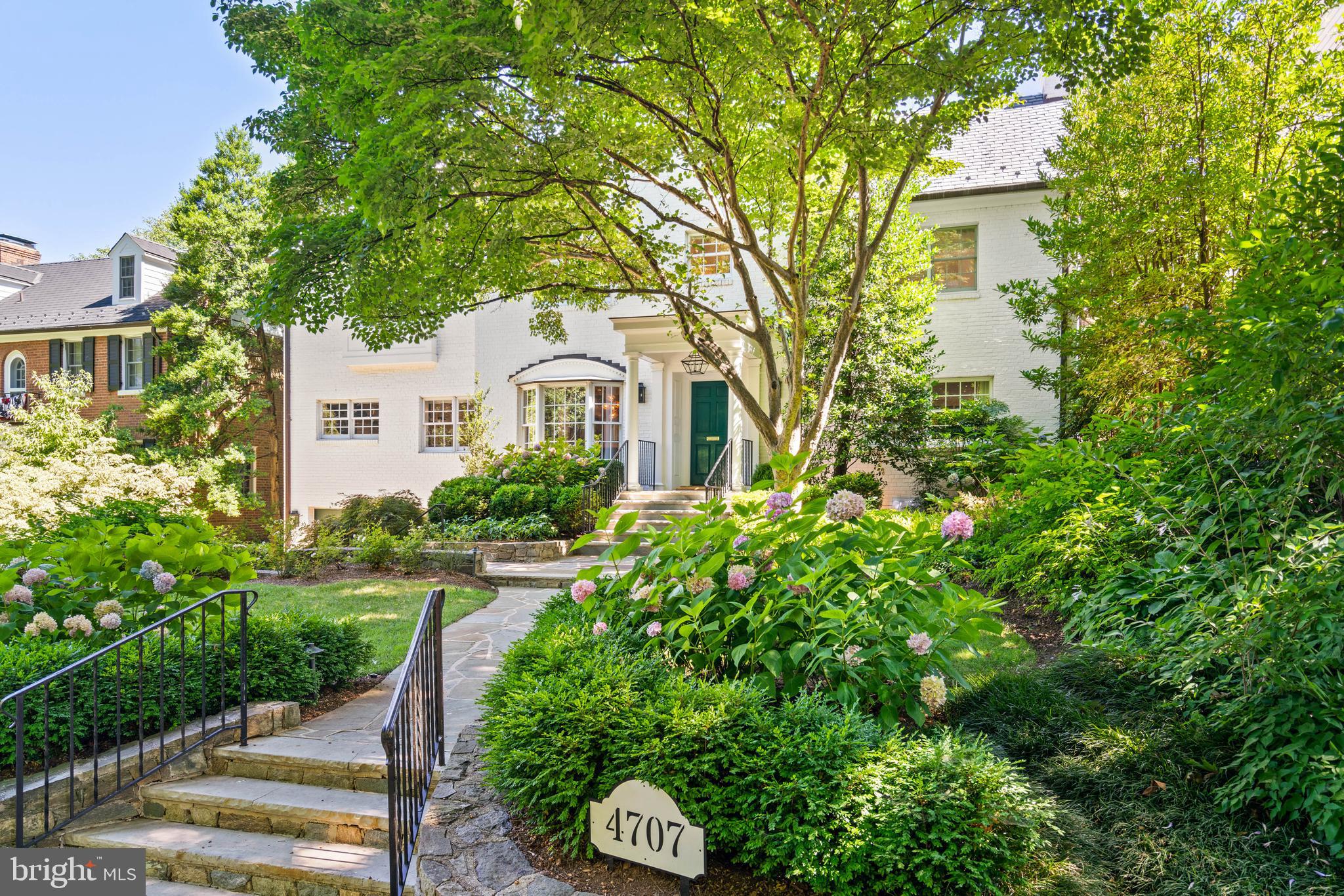SPRING VALLEY - Residential