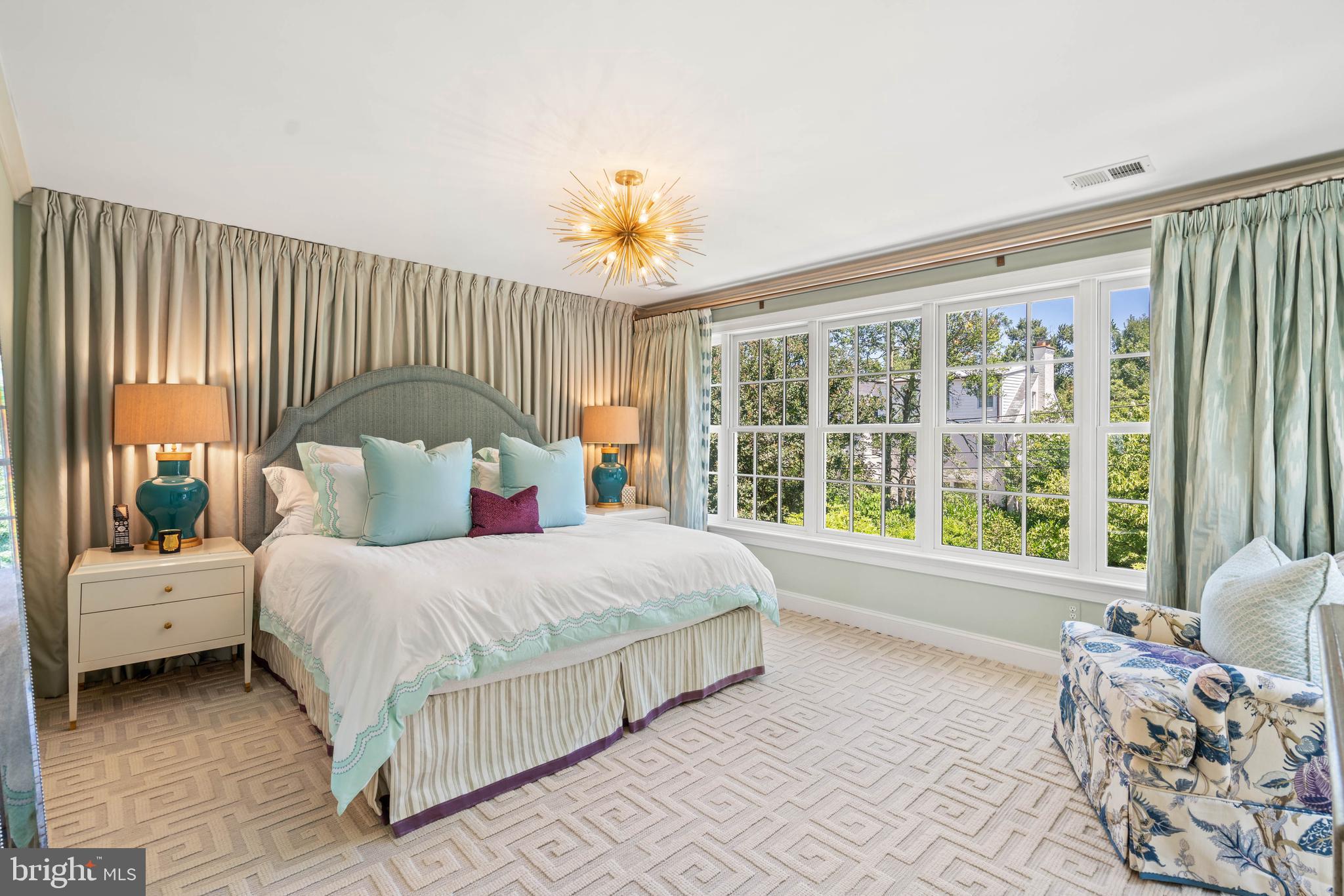 SPRING VALLEY - Residential