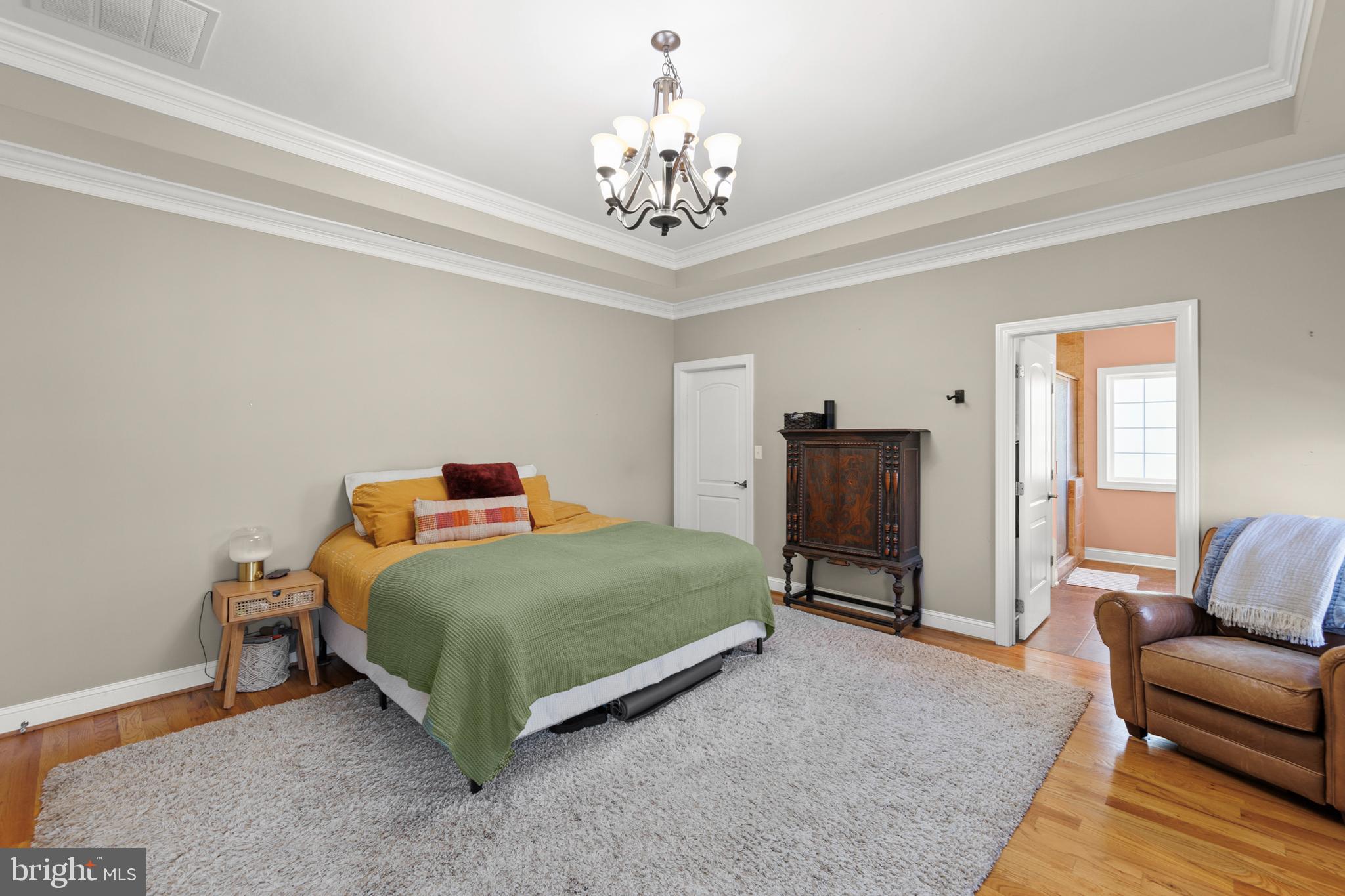 ABRAMS POINTE - Residential