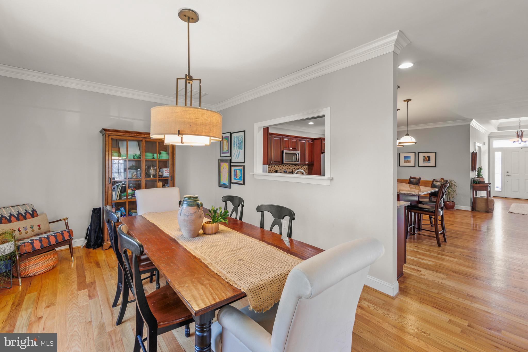 ABRAMS POINTE - Residential