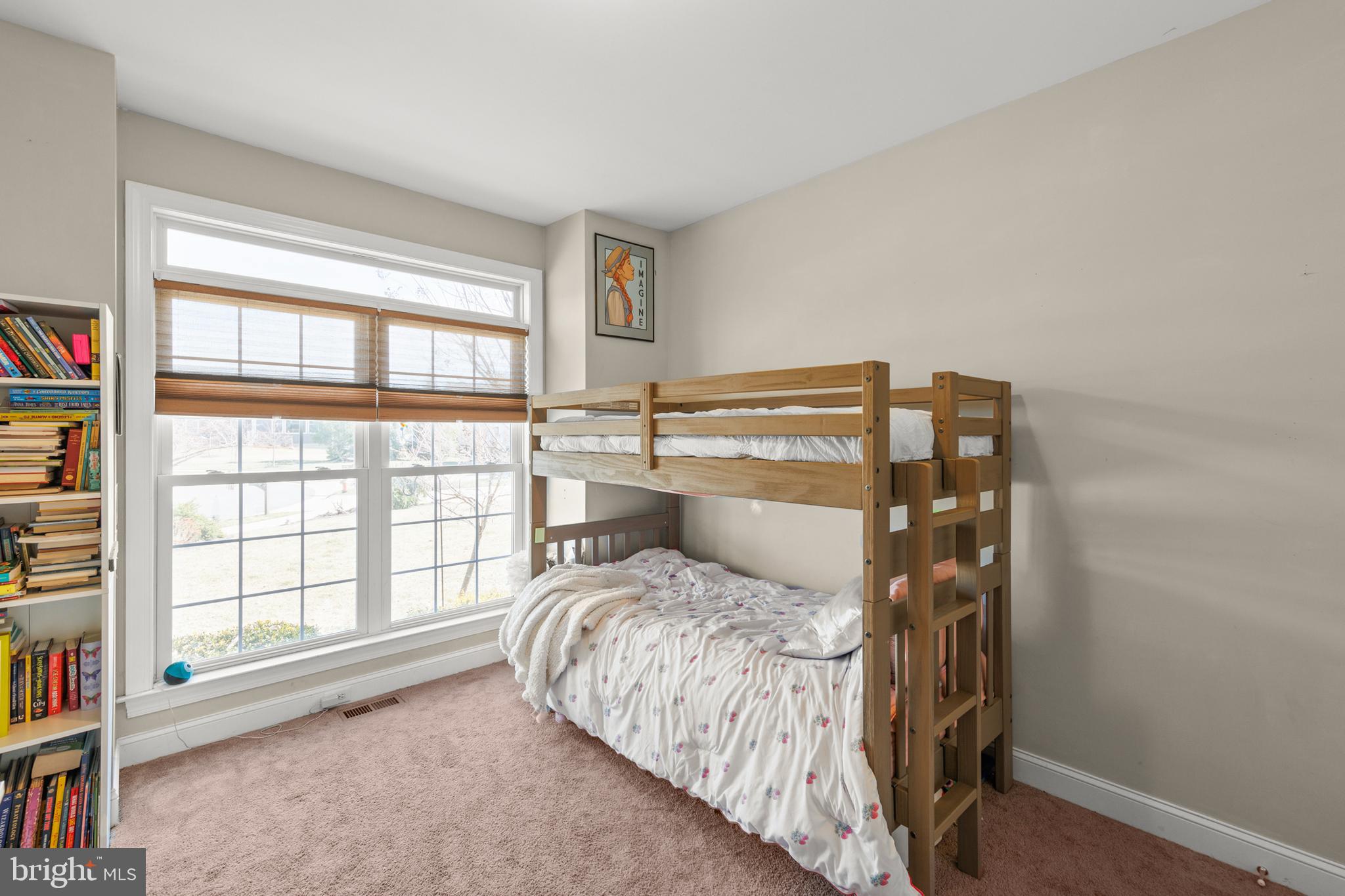 ABRAMS POINTE - Residential