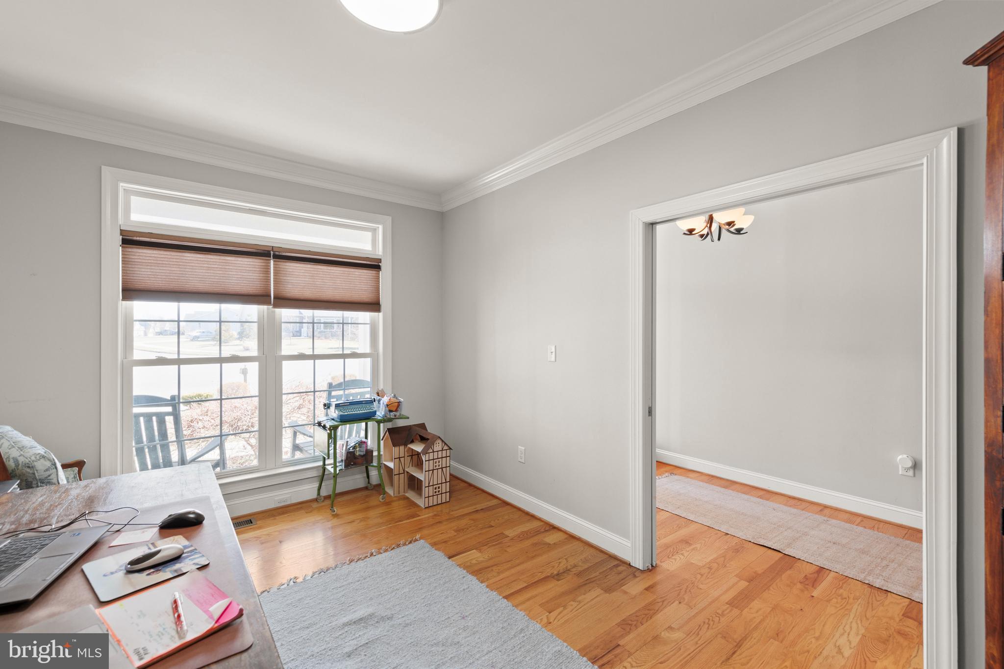 ABRAMS POINTE - Residential
