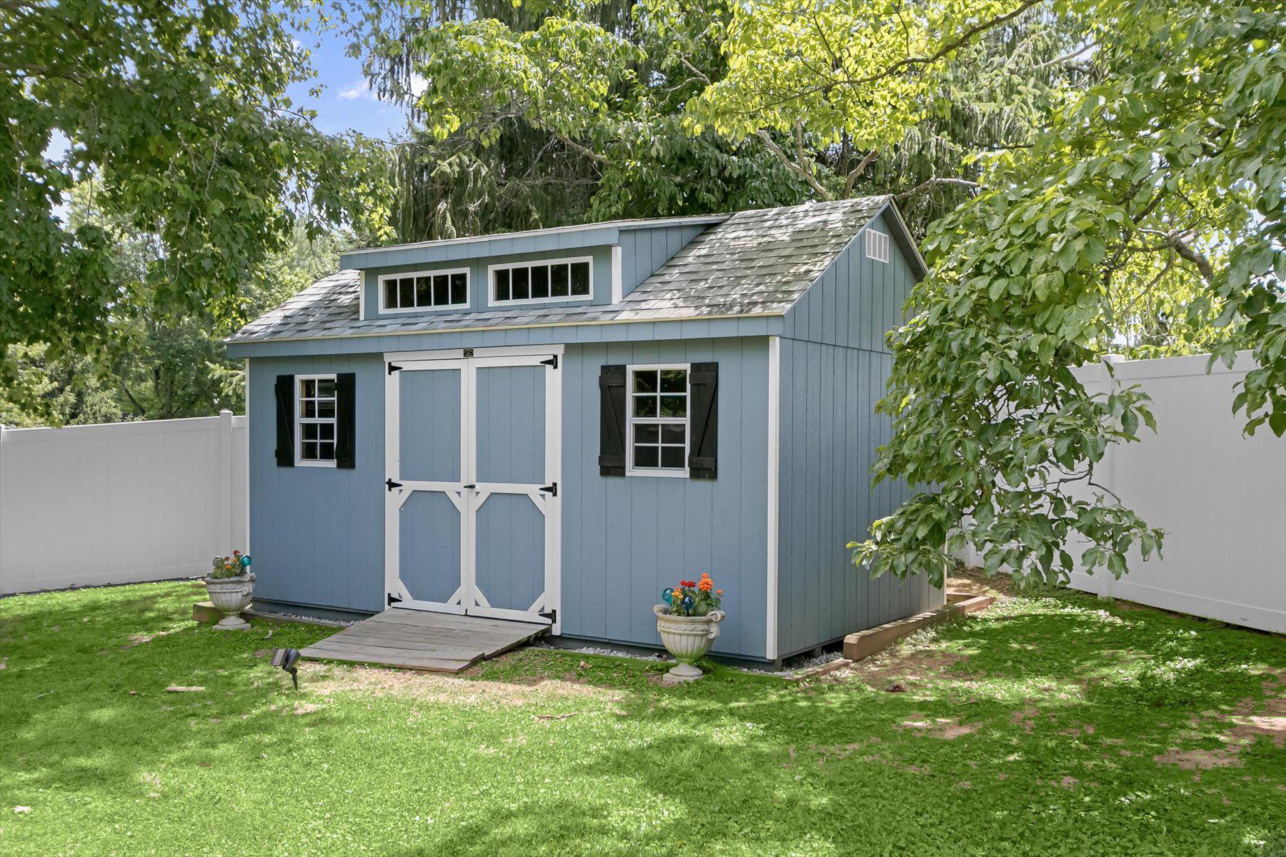 MAUCK FARM ESTATES - Residential
