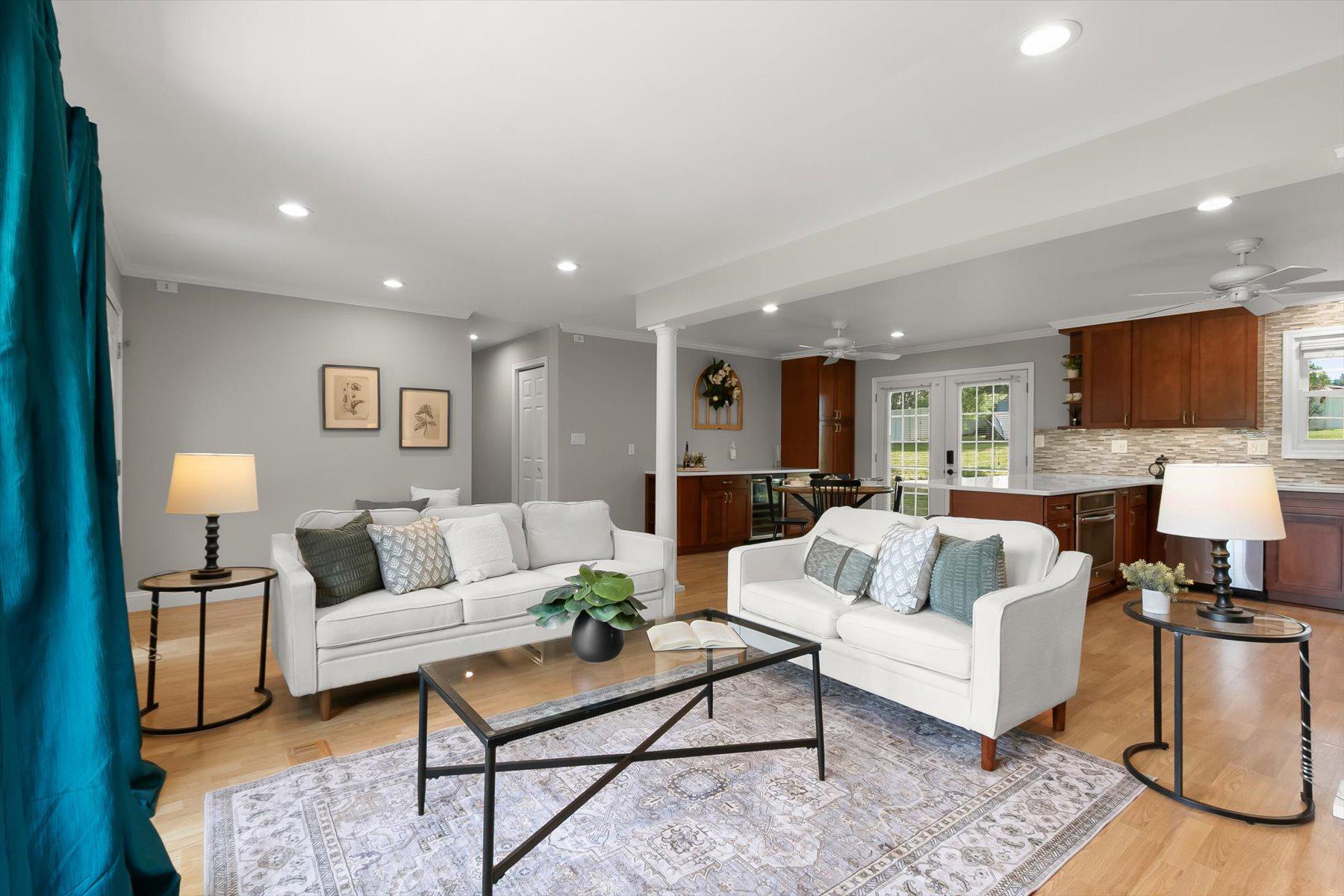 MAUCK FARM ESTATES - Residential