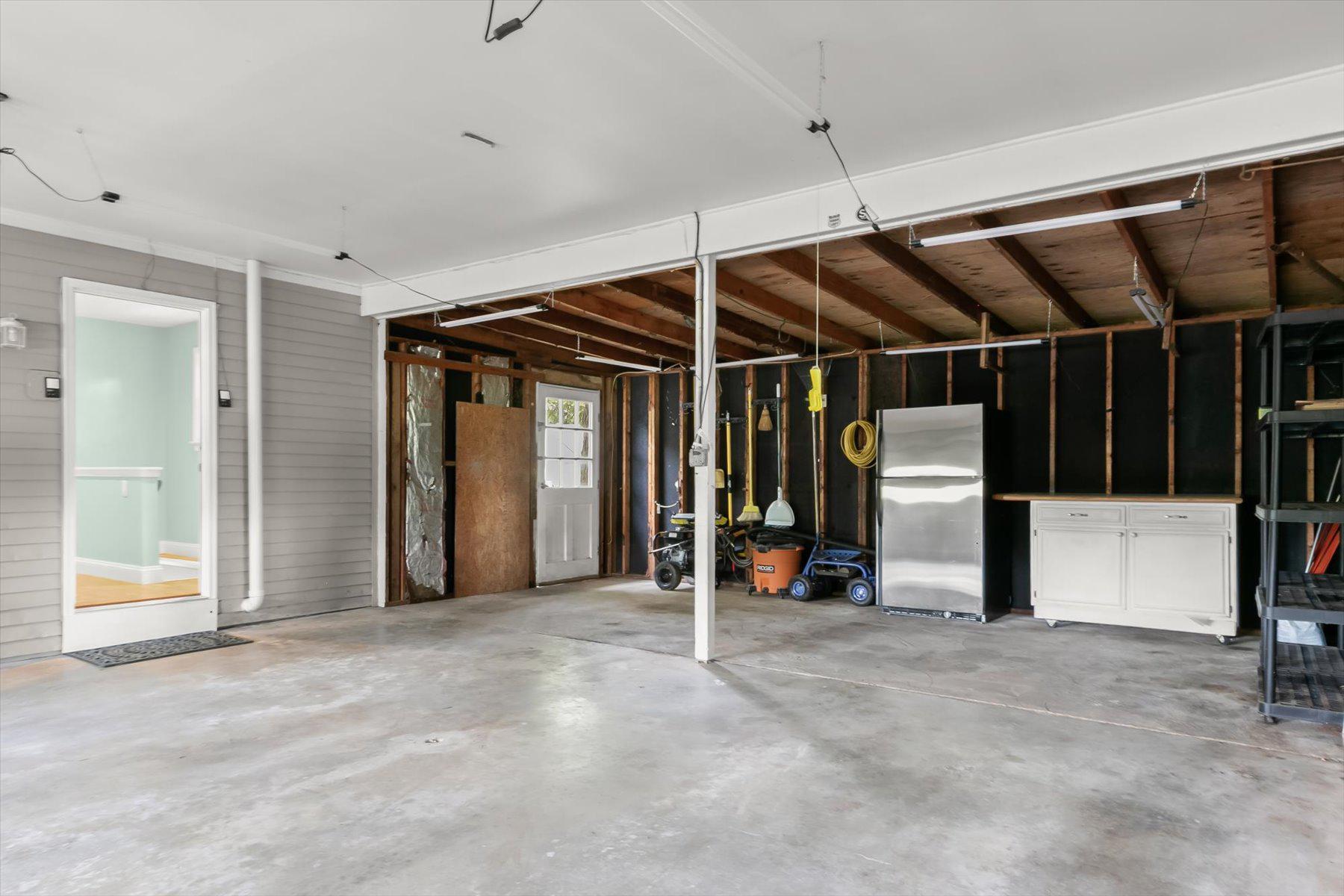 MAUCK FARM ESTATES - Residential