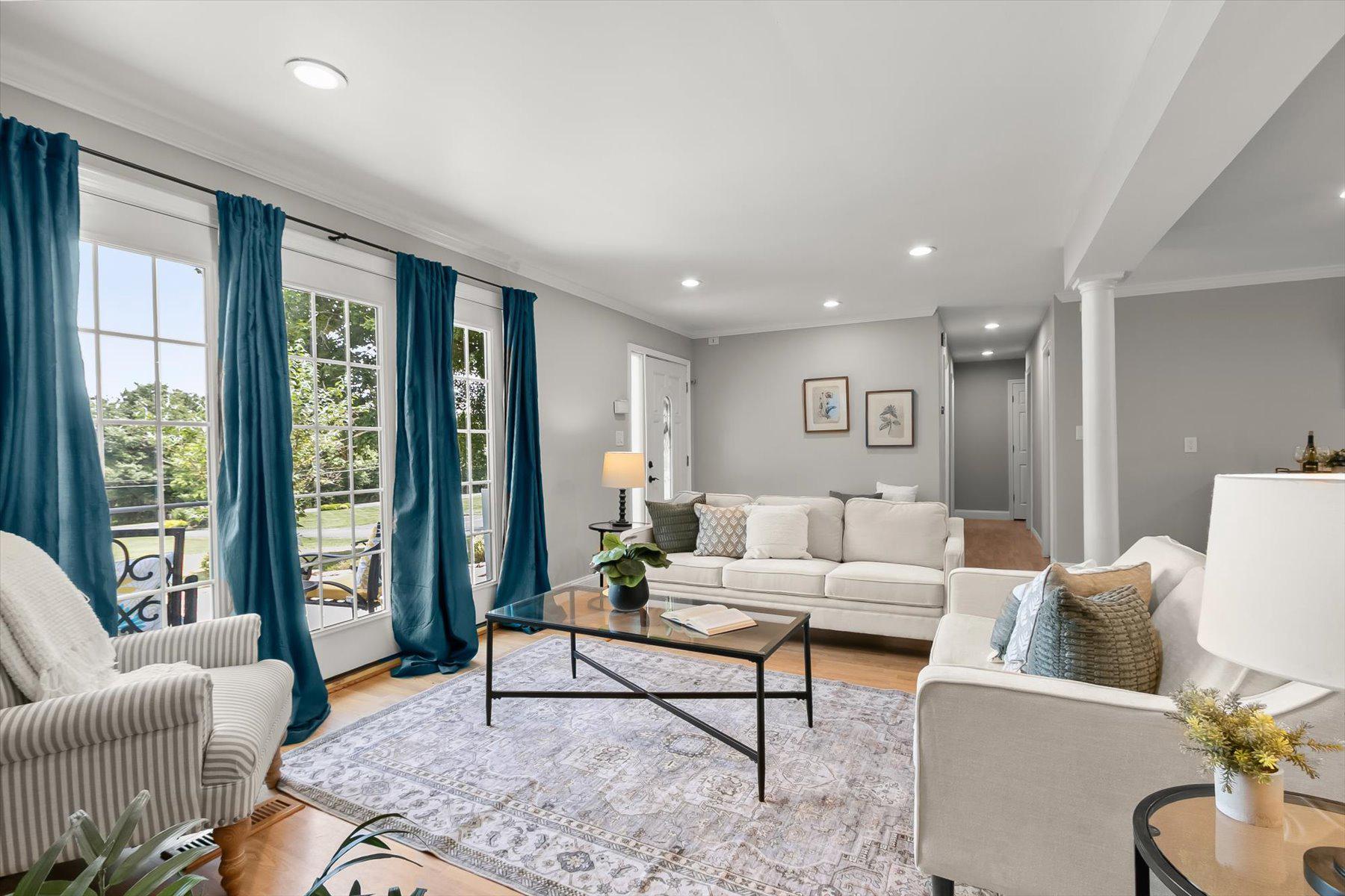 MAUCK FARM ESTATES - Residential
