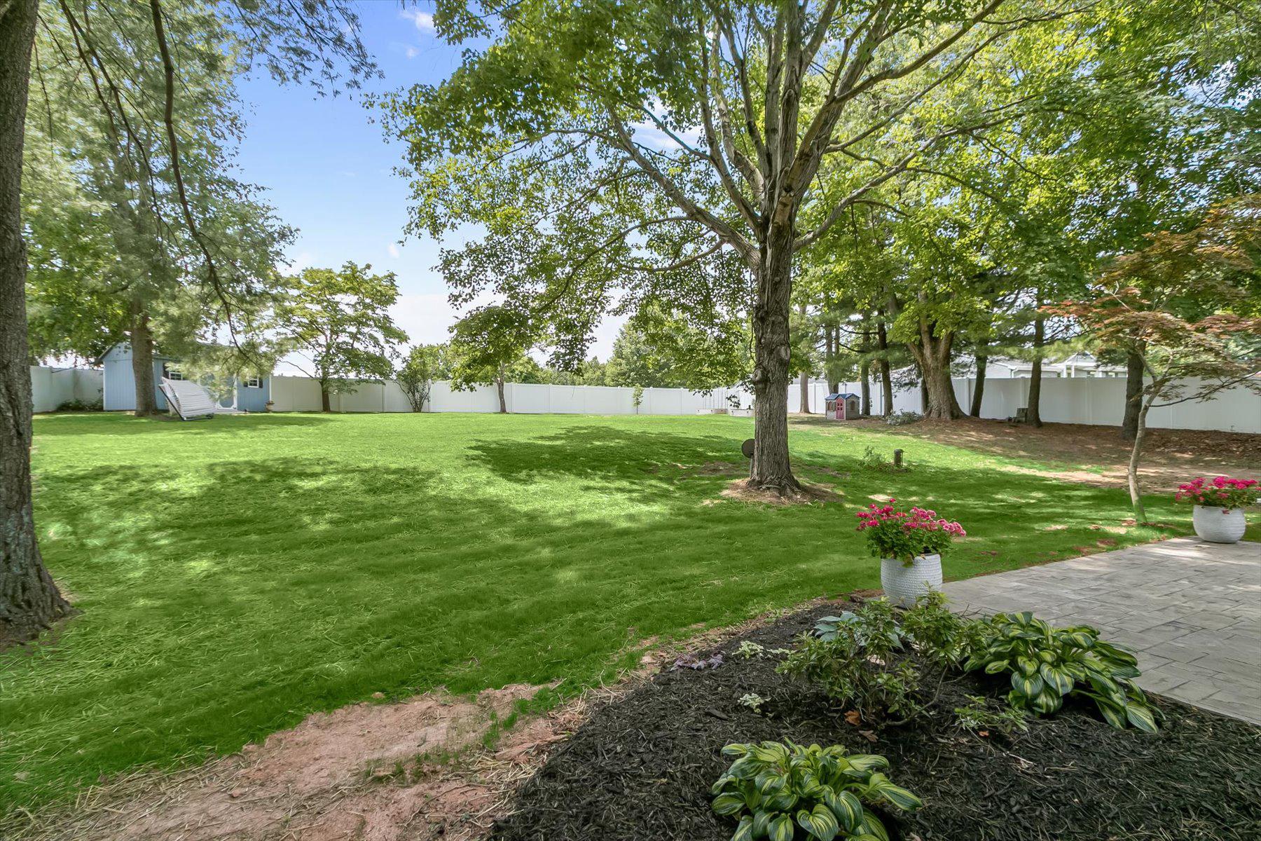 MAUCK FARM ESTATES - Residential