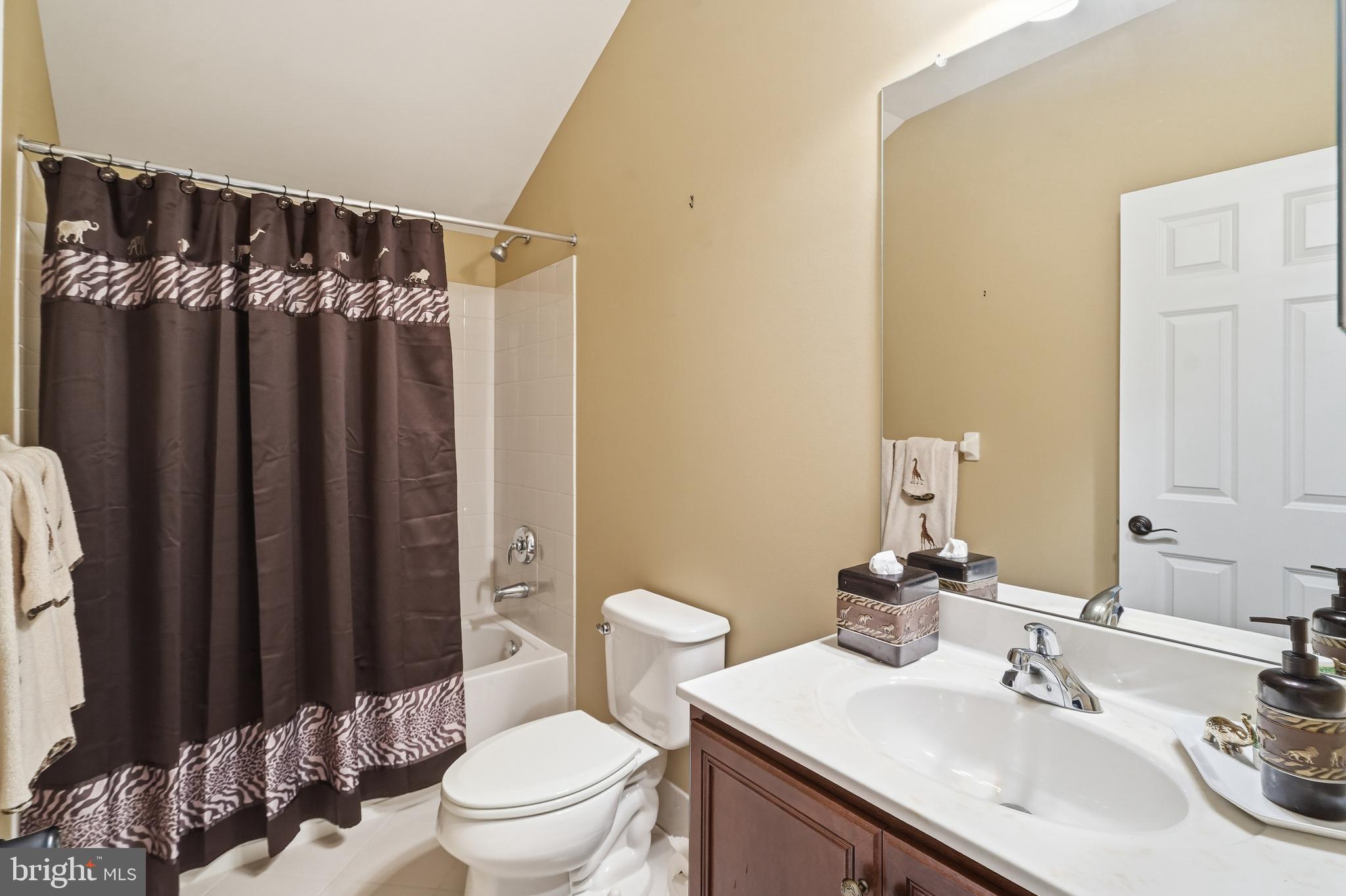 MEADOW GLEN - Residential