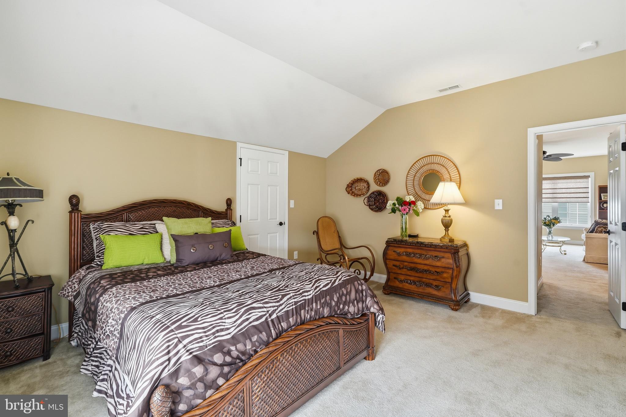 MEADOW GLEN - Residential