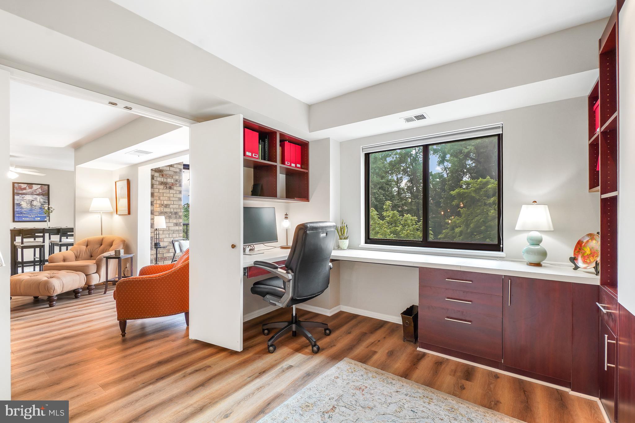MONTEBELLO - Residential