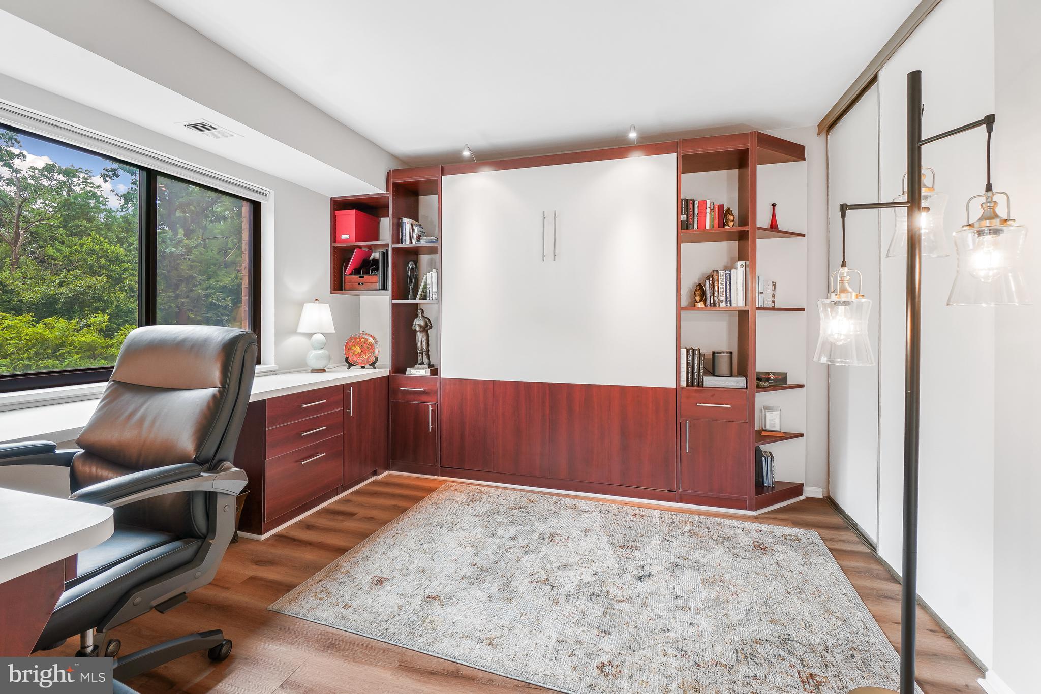 MONTEBELLO - Residential