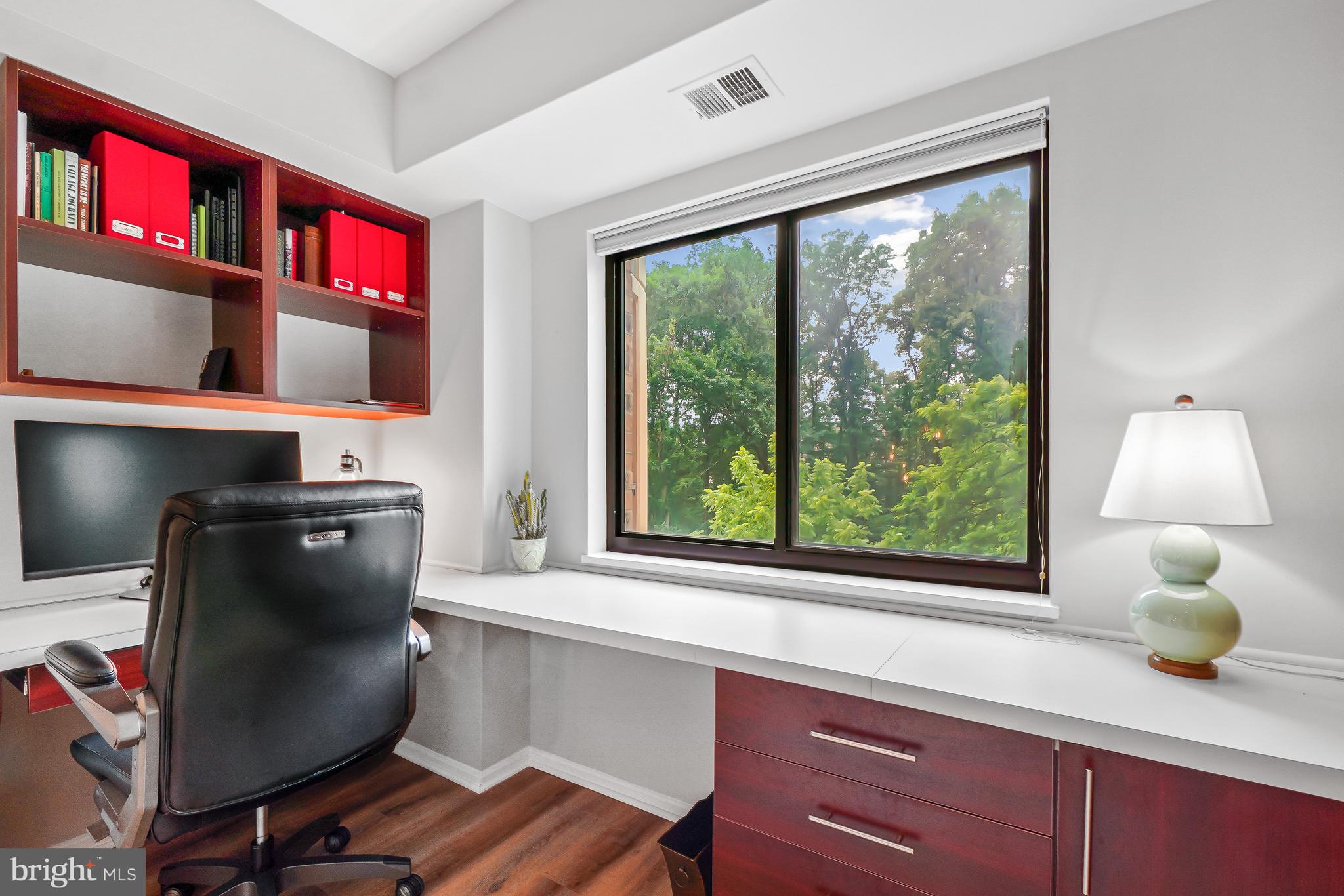 MONTEBELLO - Residential