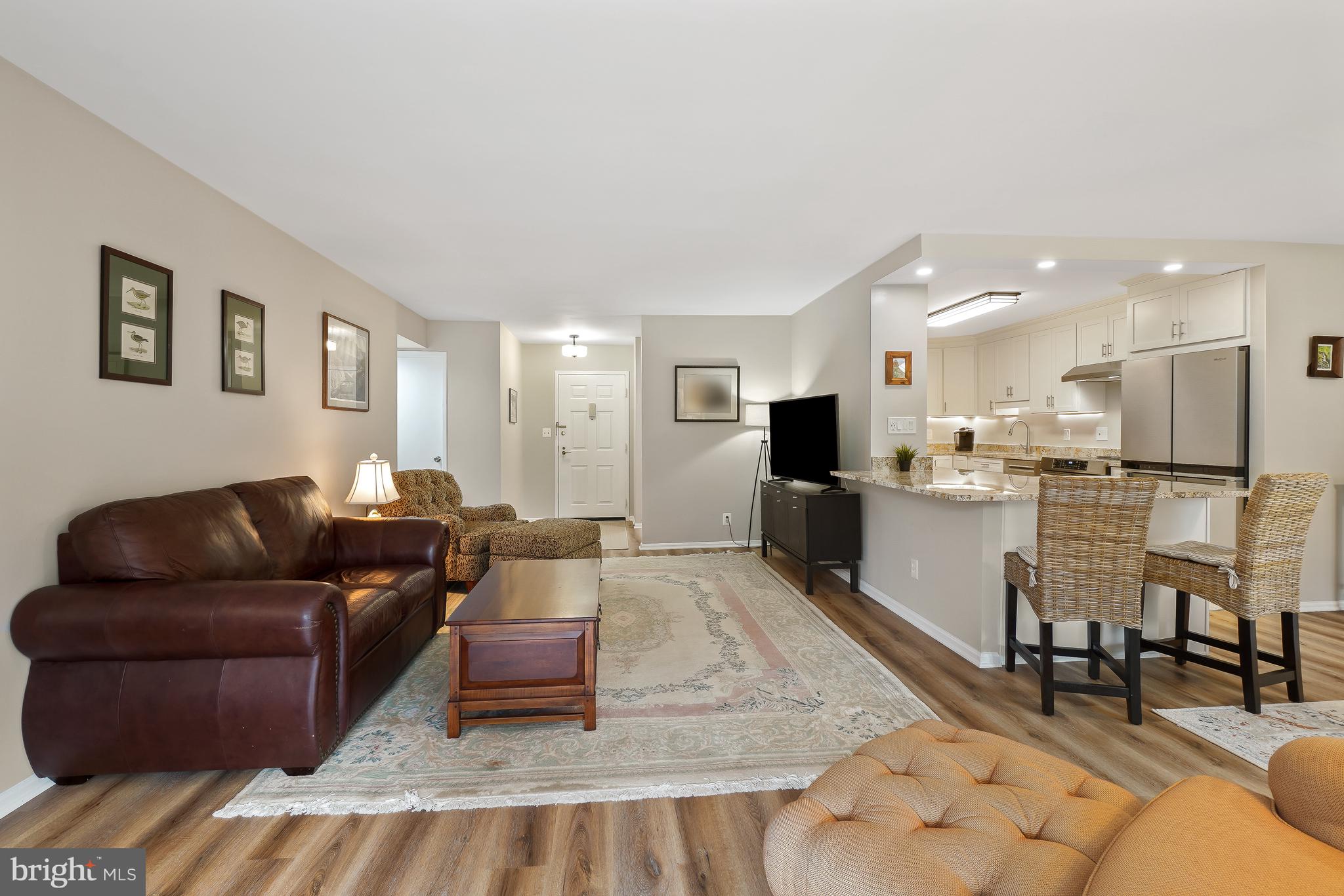 MONTEBELLO - Residential