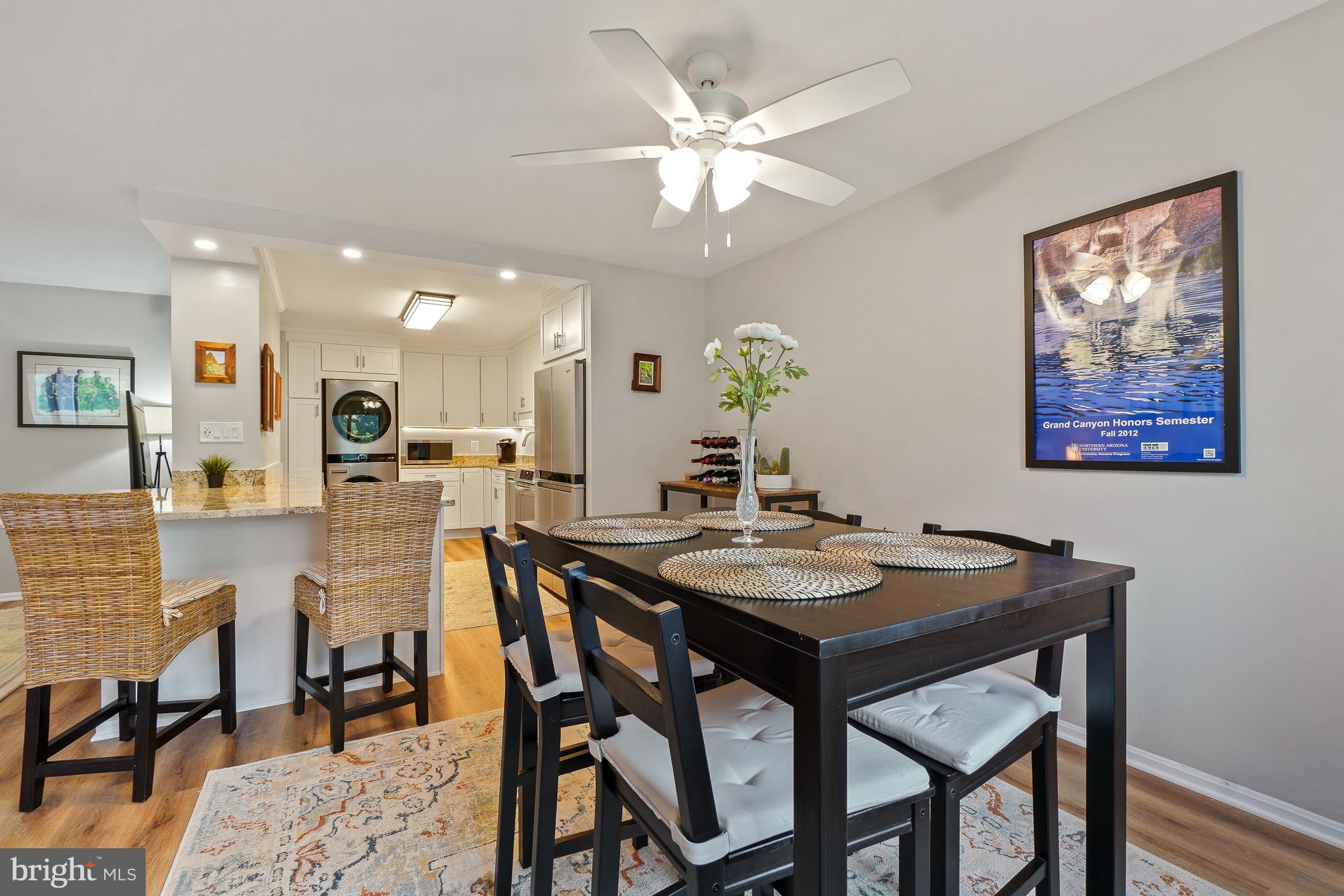 MONTEBELLO - Residential