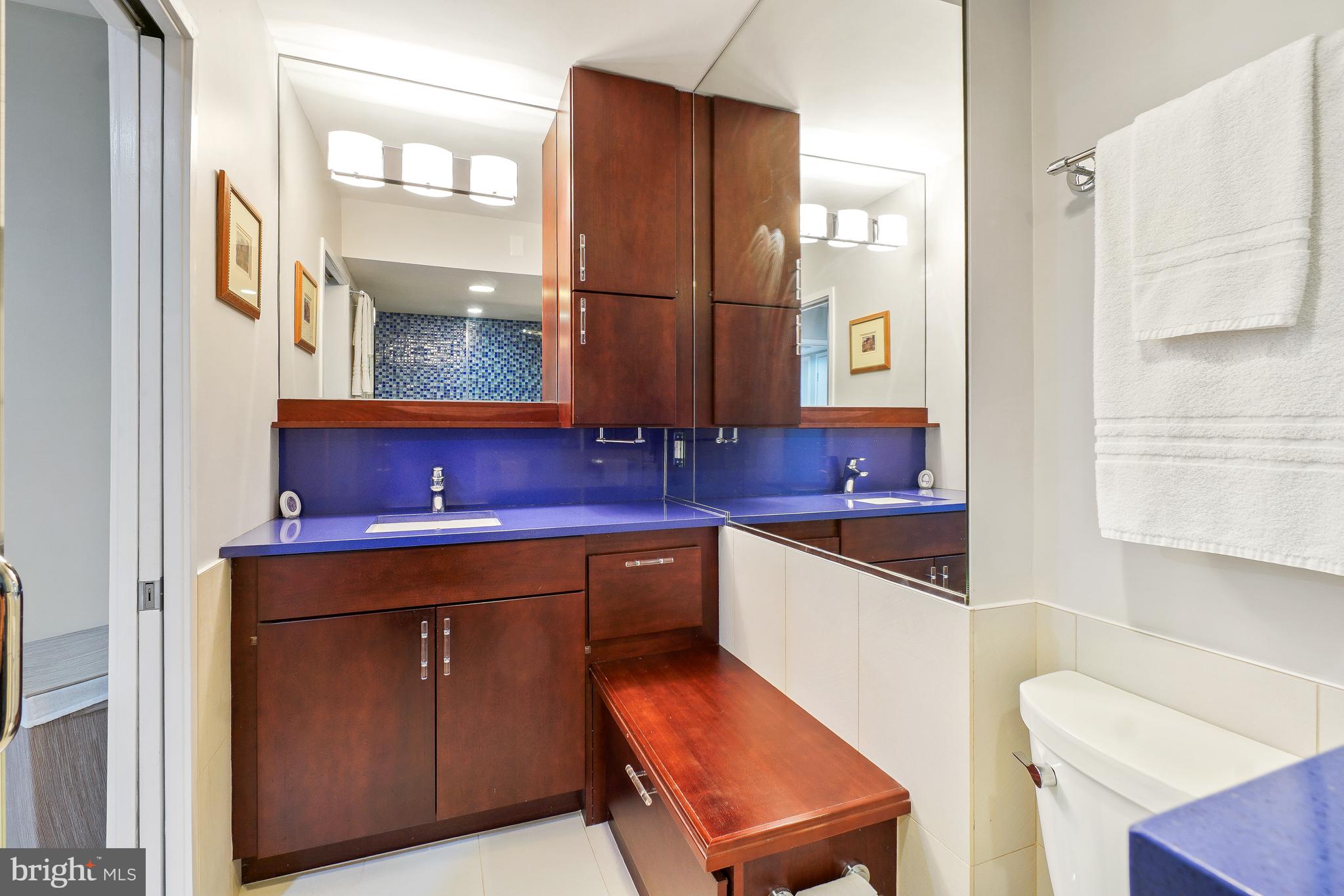 MONTEBELLO - Residential
