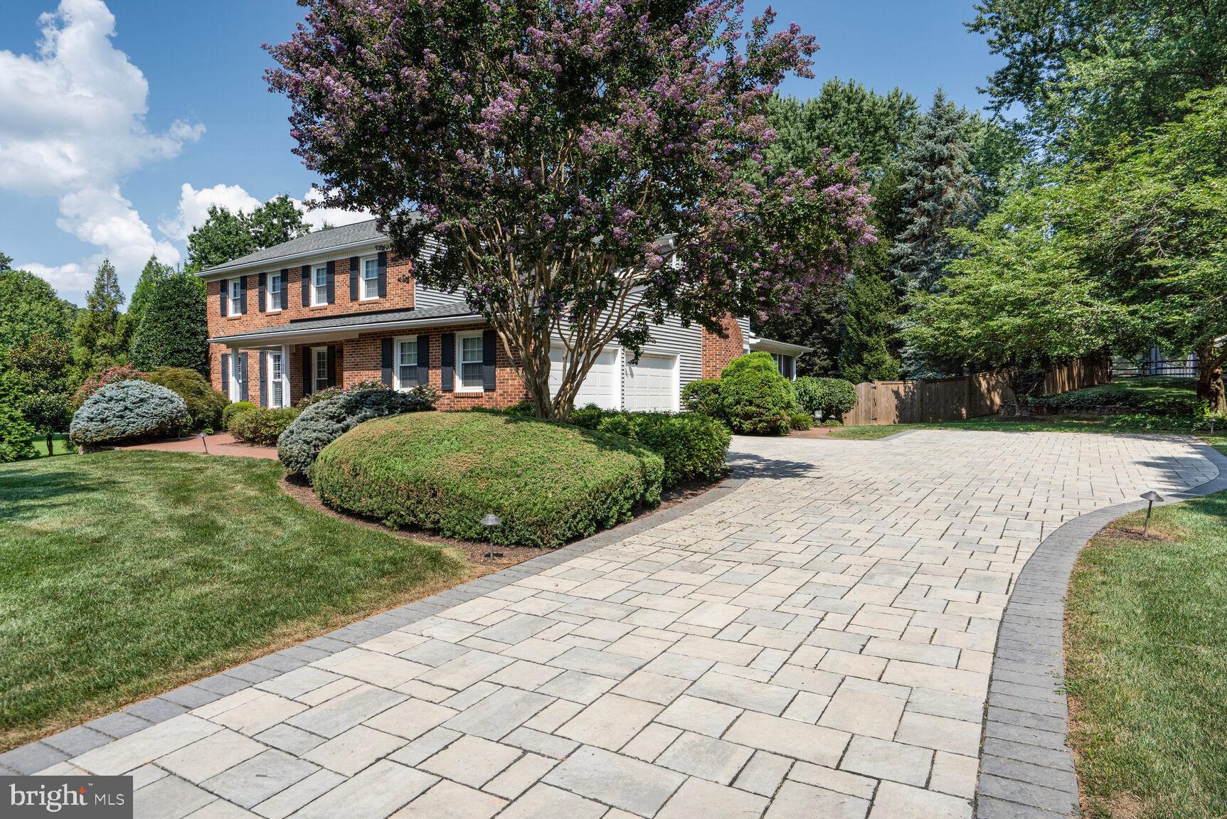 EQUESTRIAN PARK - Residential