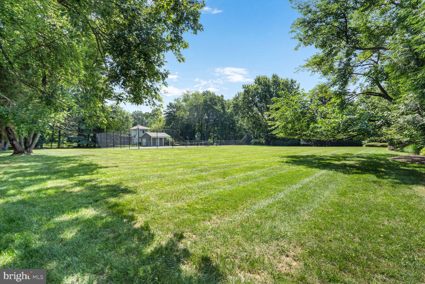EQUESTRIAN PARK - Residential