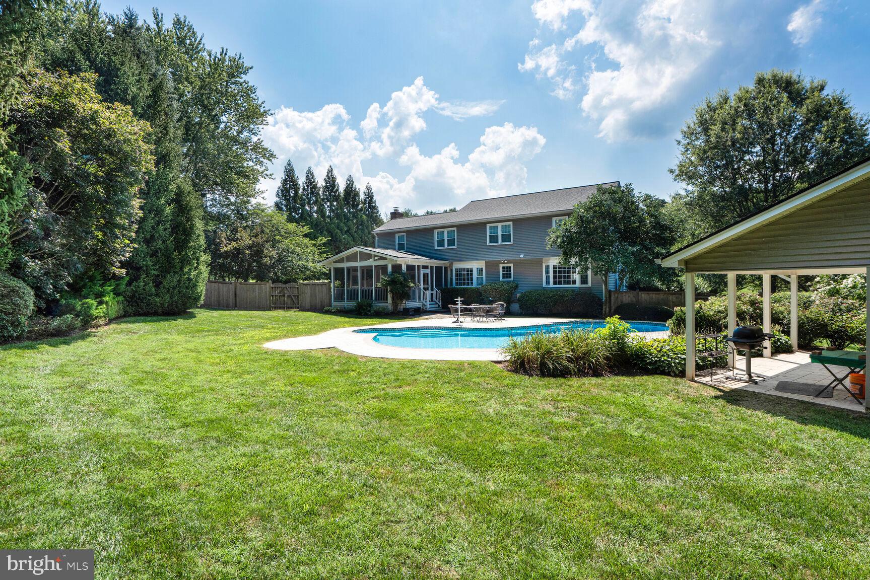 EQUESTRIAN PARK - Residential