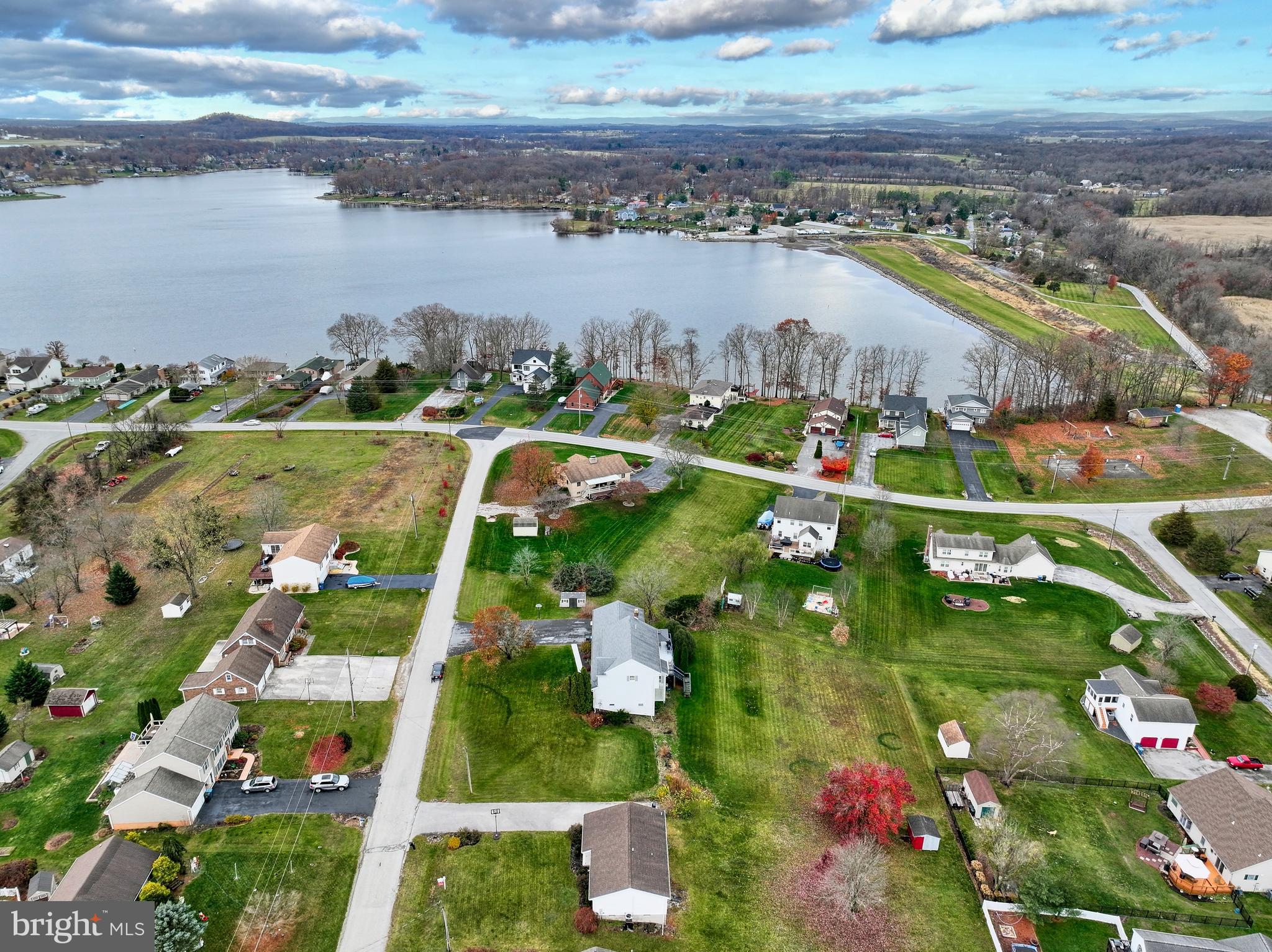 LAKE MEADE - Residential